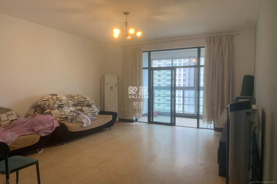 鑫远湘府华城 3室2厅1卫 2500.0元/月 鑫远湘府华城 3室2厅1卫 2500.0元/月室内图