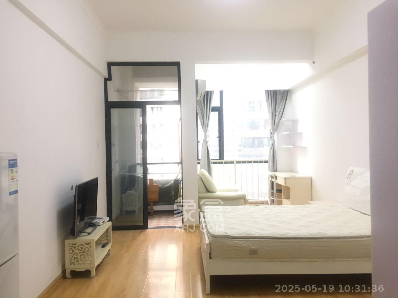 长房时代城  1室1厅1卫   1500.00元/月