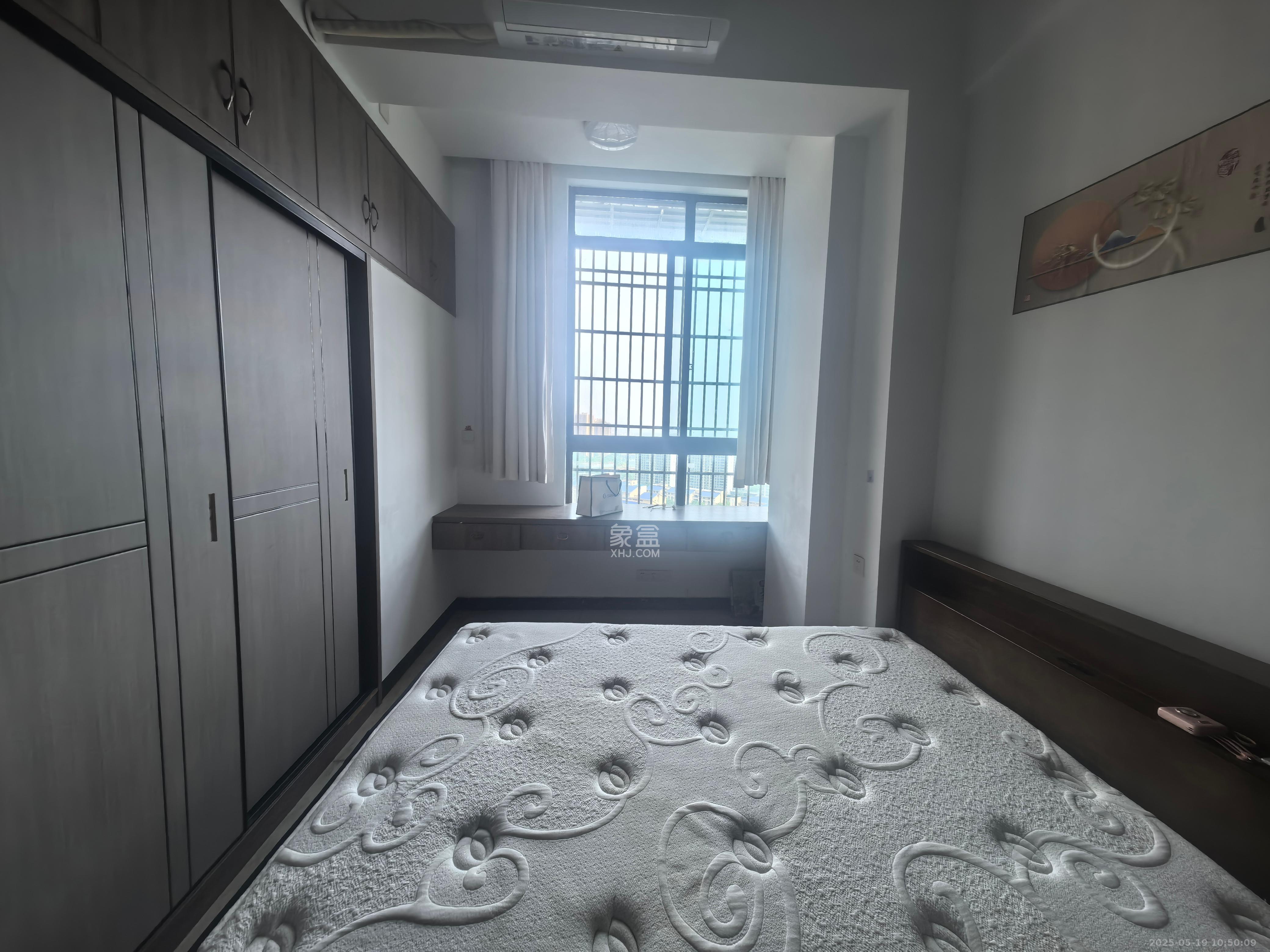 湖湾世景  1室1厅1卫   1500.00元/月