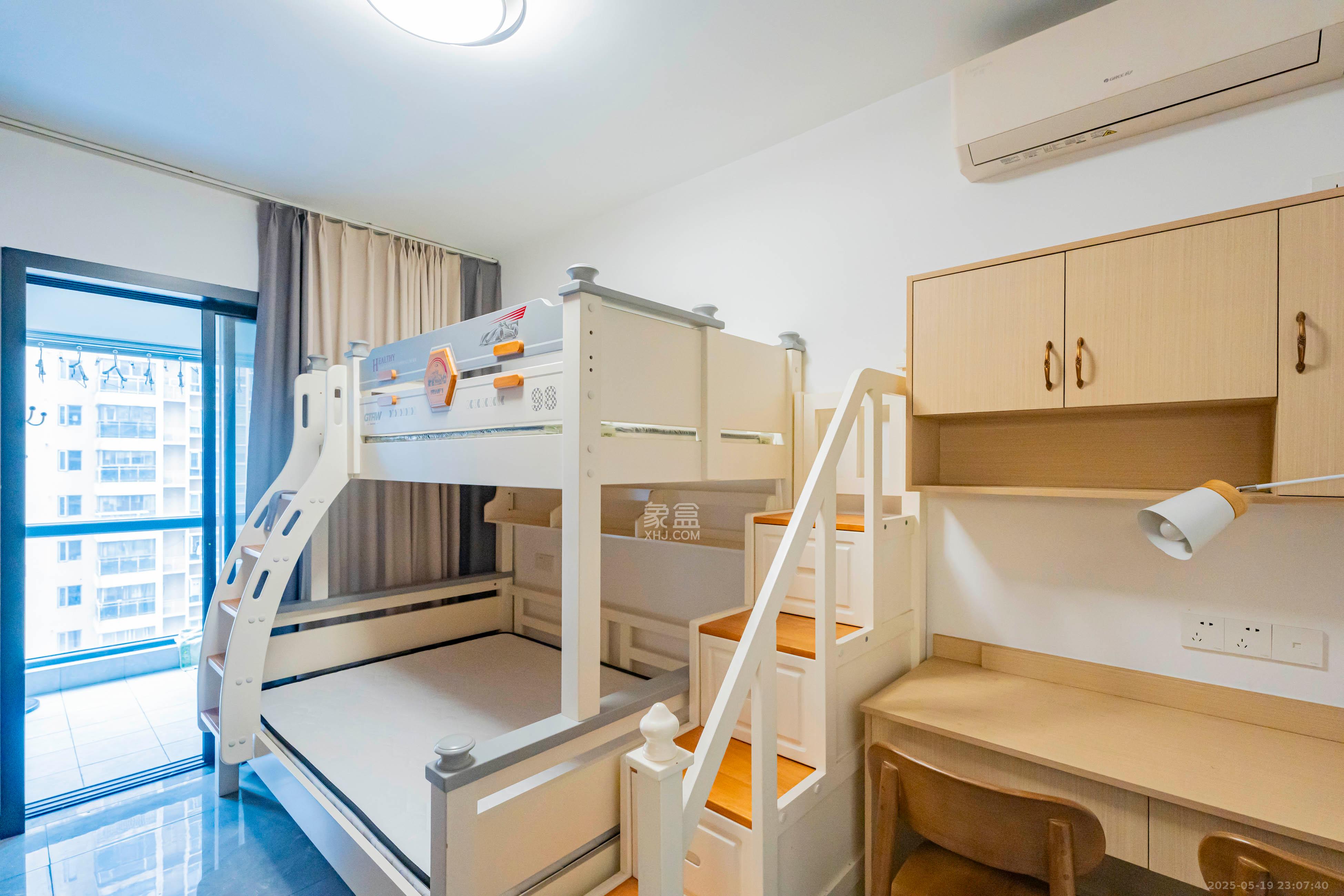 凯乐国际城 2室1厅1卫 103.0万 凯乐国际城 2室1厅1卫 103.0万卧室