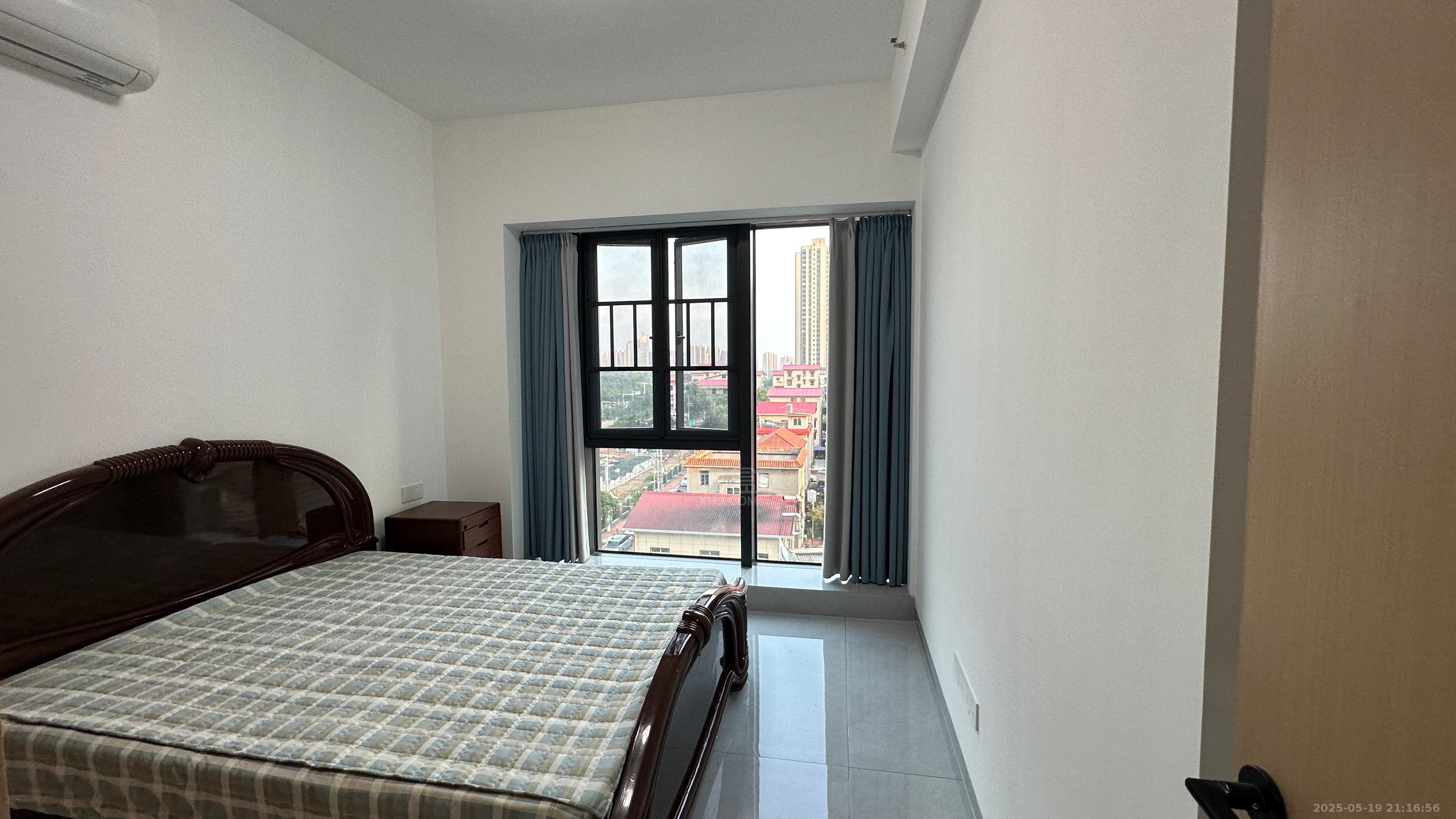 恒大华府 2室2厅1卫 1800.0元/月 恒大华府 2室2厅1卫 1800.0元/月室内图