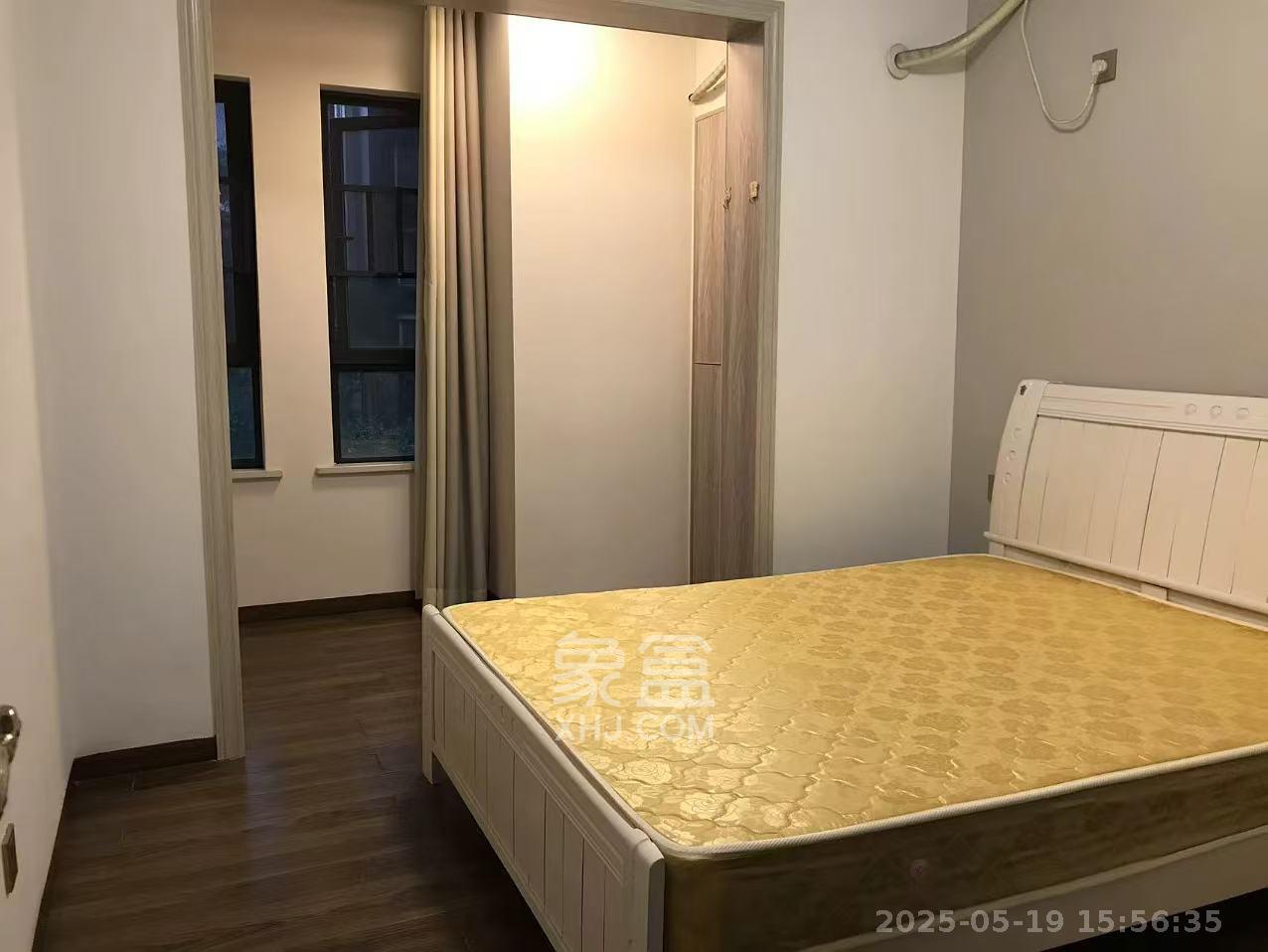 天鸿天府（天鸿中央大院）  2室2厅1卫   2300.00元/月室内图