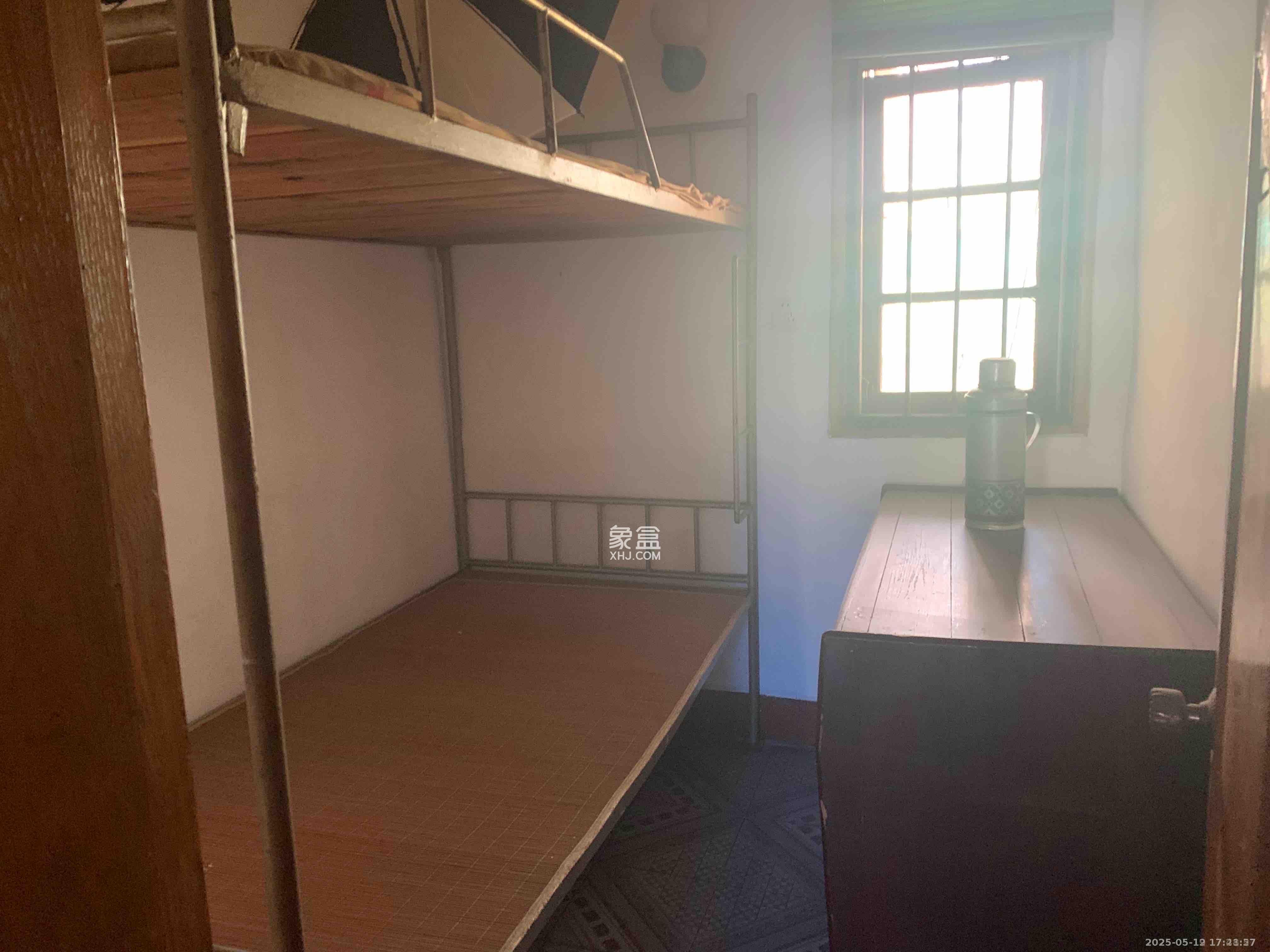 金地社区  2室1厅1卫    1000.0元/月 金地社区  2室1厅1卫    1000.0元/月室内图