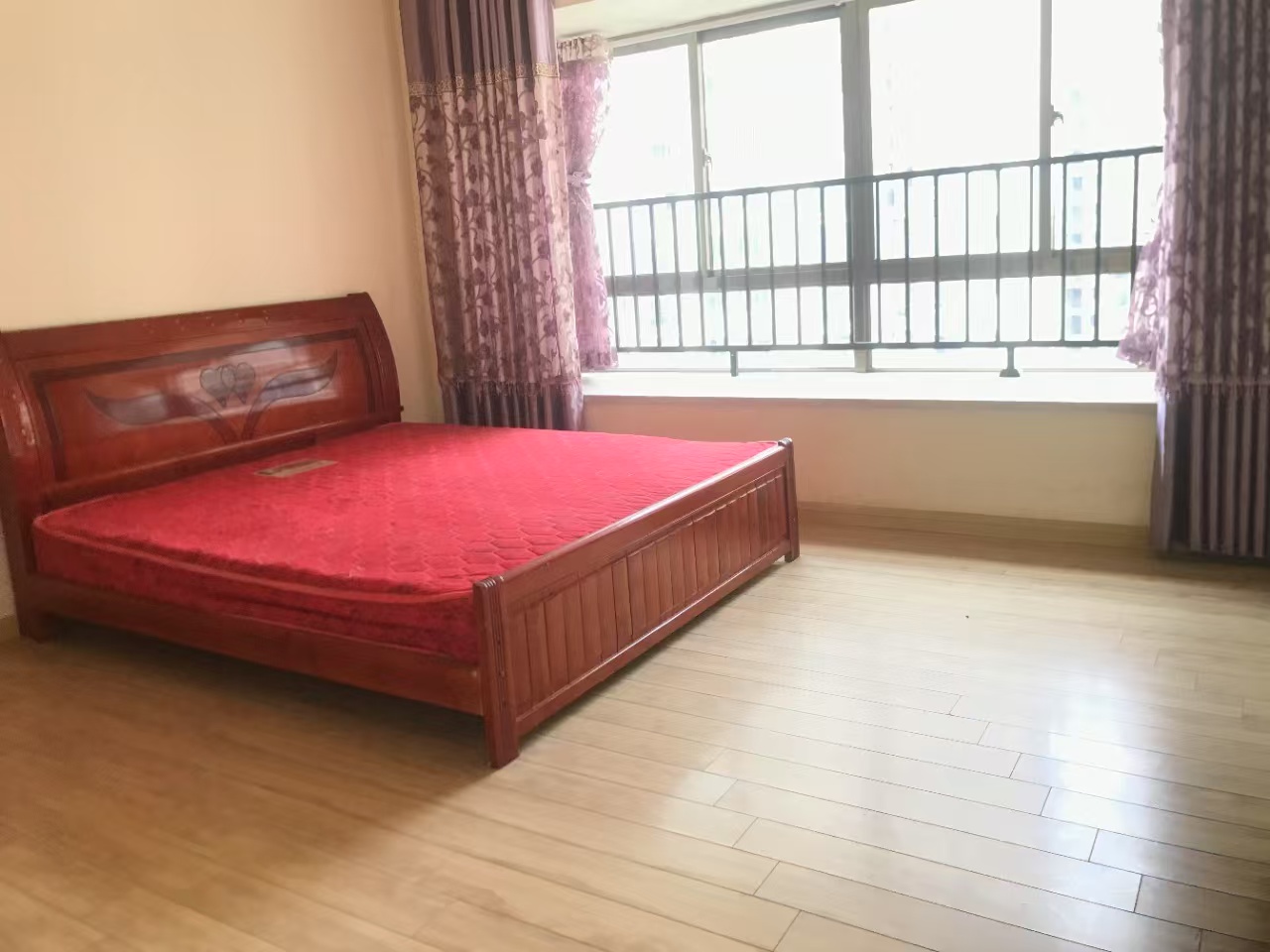 碧桂园  4室2厅2卫   72.00万室内图