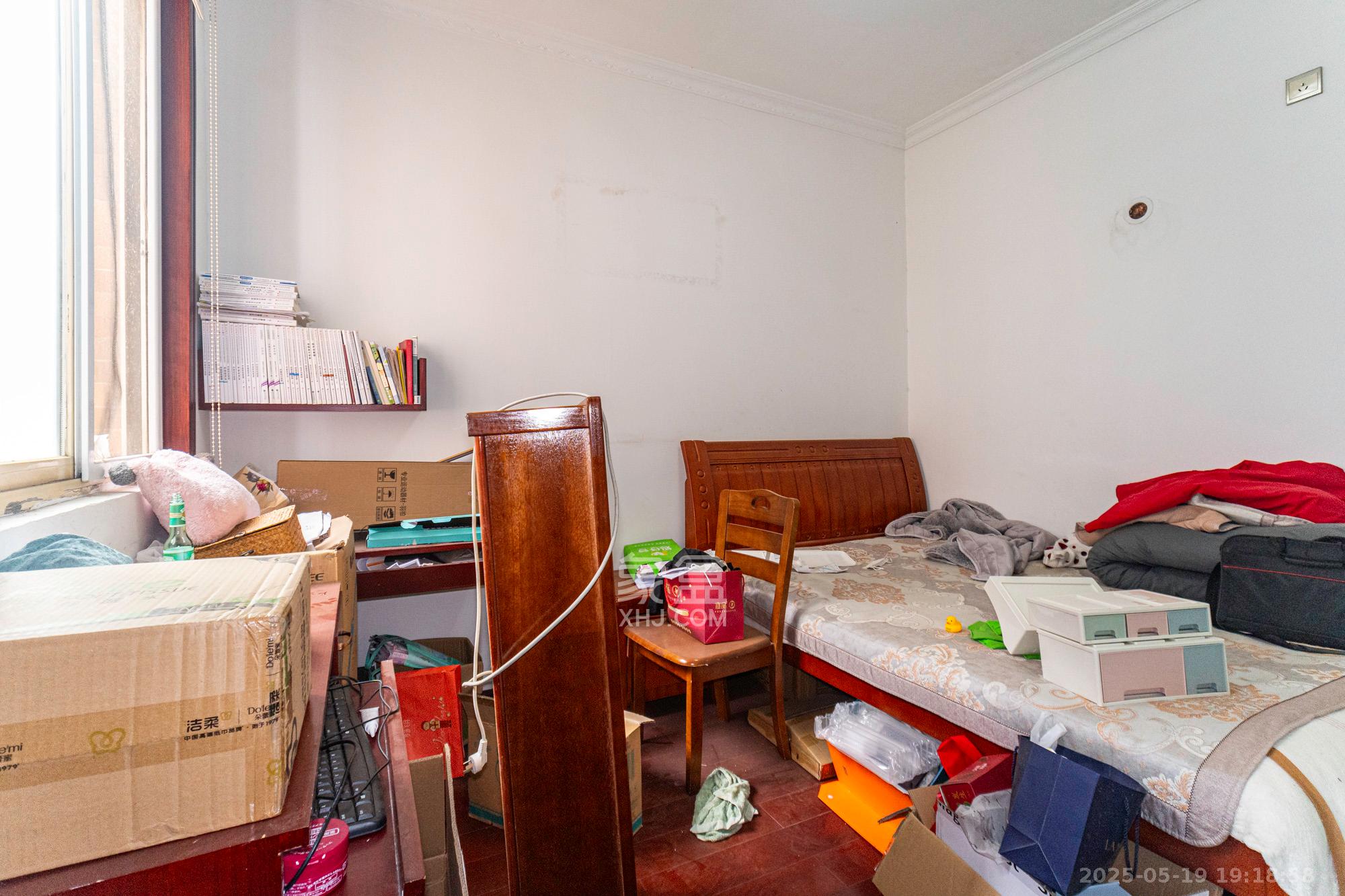 银盘鑫城 2室2厅1卫 49.80万 银盘鑫城 2室2厅1卫 49.80万卧室