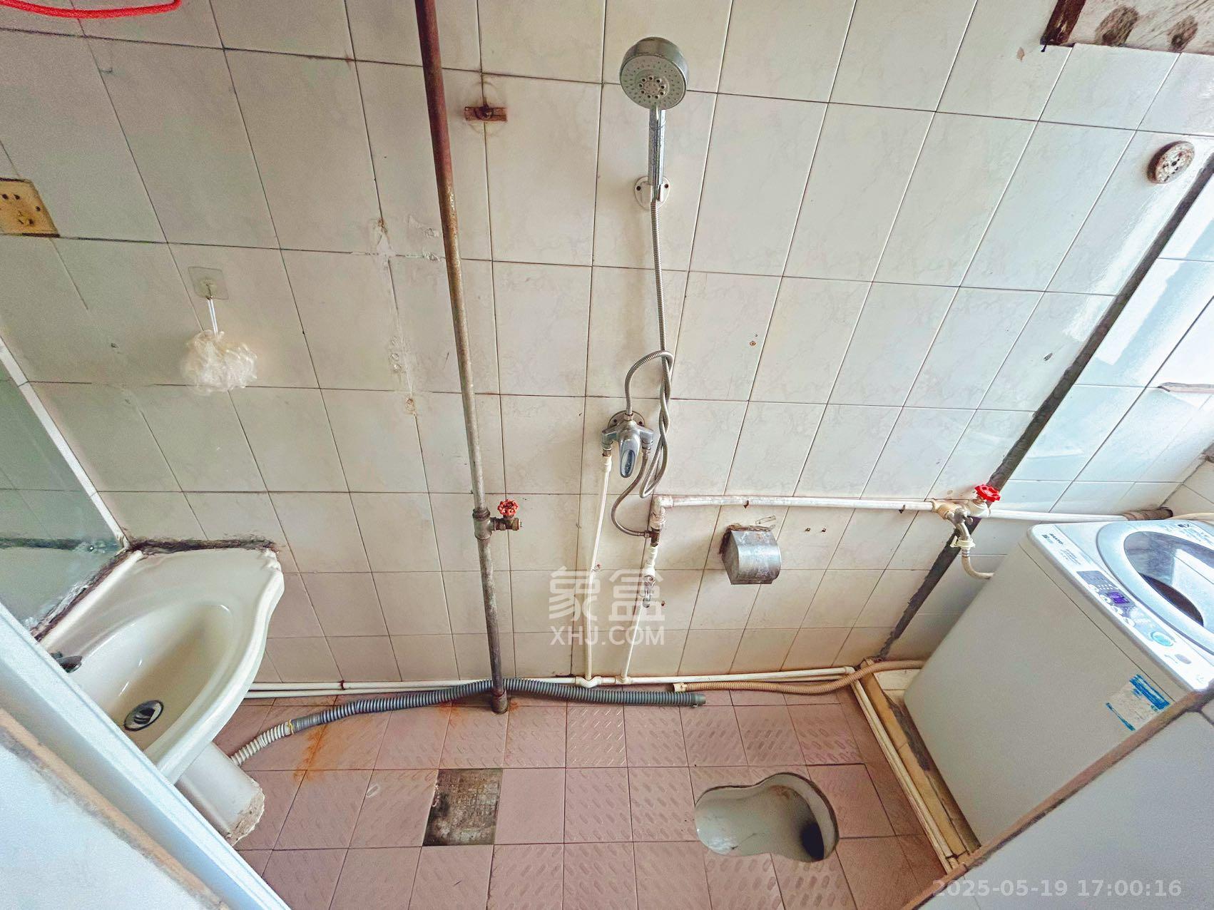 陈家湖小区 3室1厅1卫 1980.0元/月 陈家湖小区 3室1厅1卫 1980.0元/月室内图