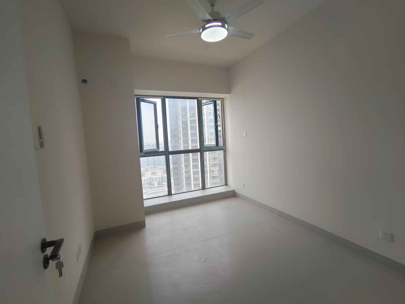 华晨神农湾 2室1厅1卫 56.8万 华晨神农湾 2室1厅1卫 56.8万室内图