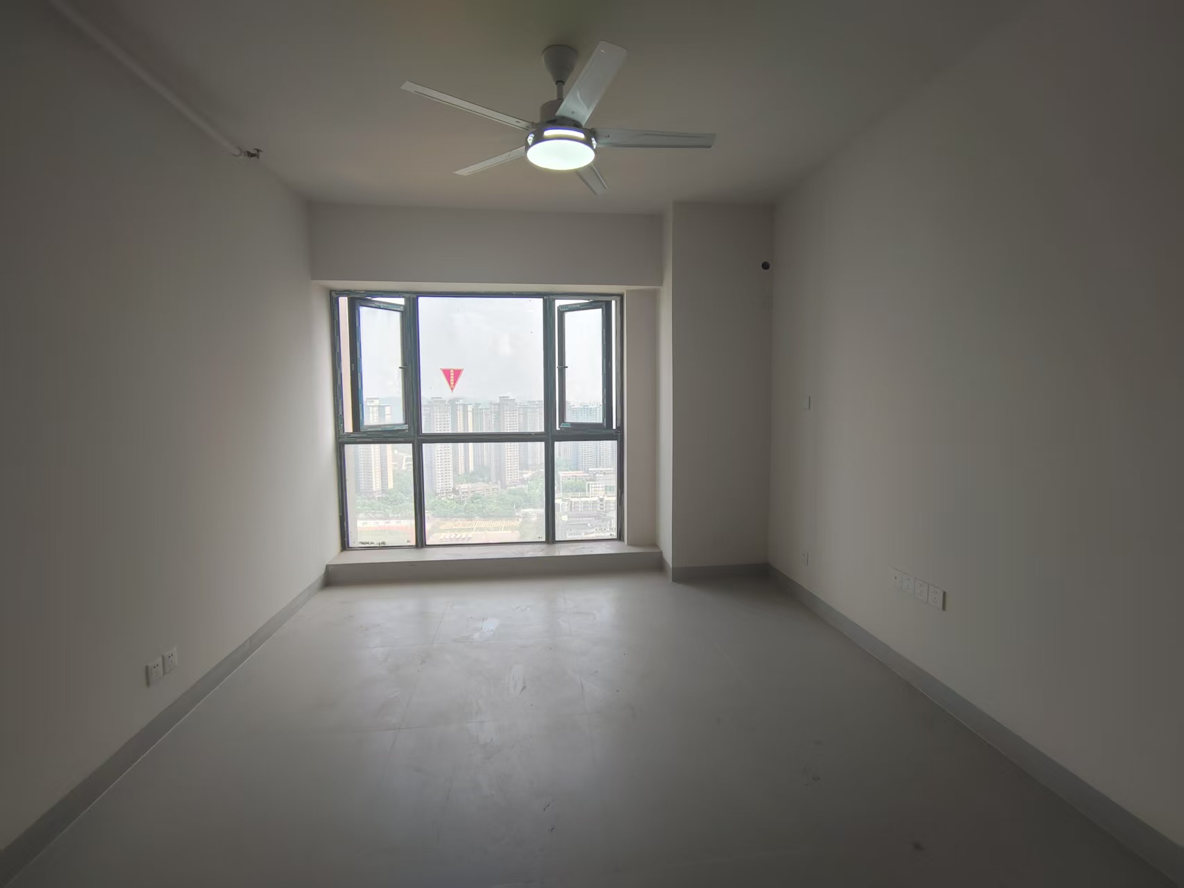 华晨神农湾 2室1厅1卫 56.8万 华晨神农湾 2室1厅1卫 56.8万室内图