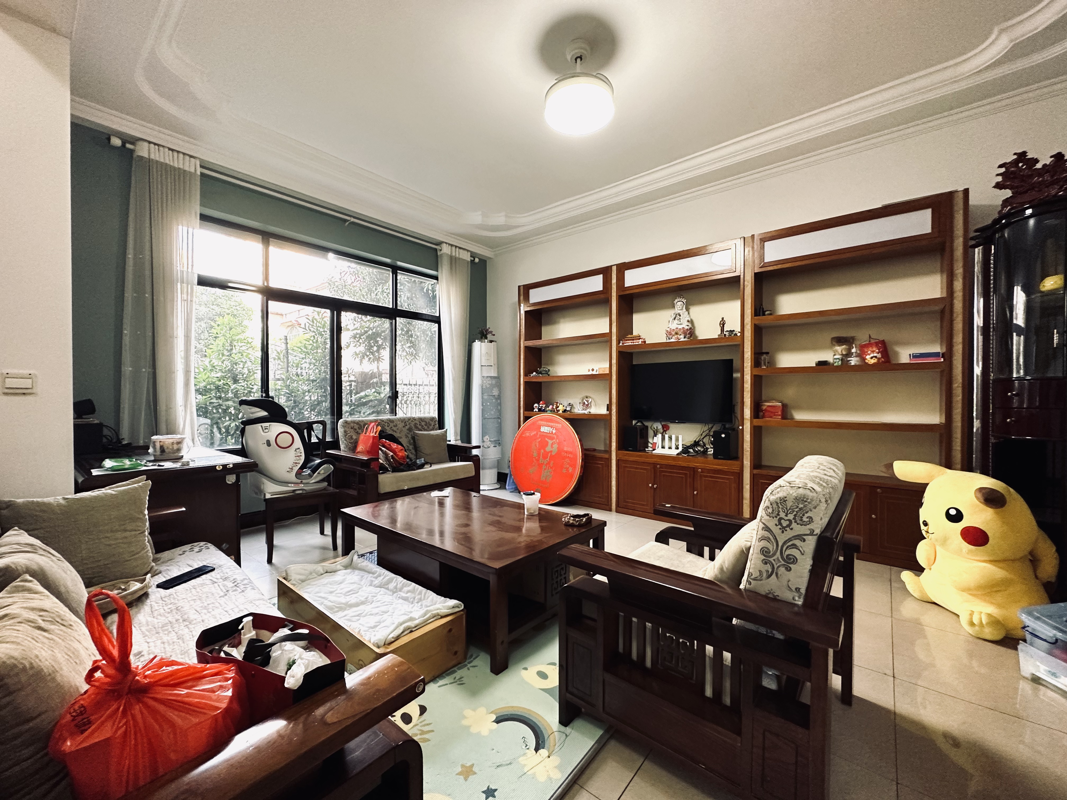 源园新村  8室2厅3卫    180.0万 源园新村  8室2厅3卫    180.0万室内图