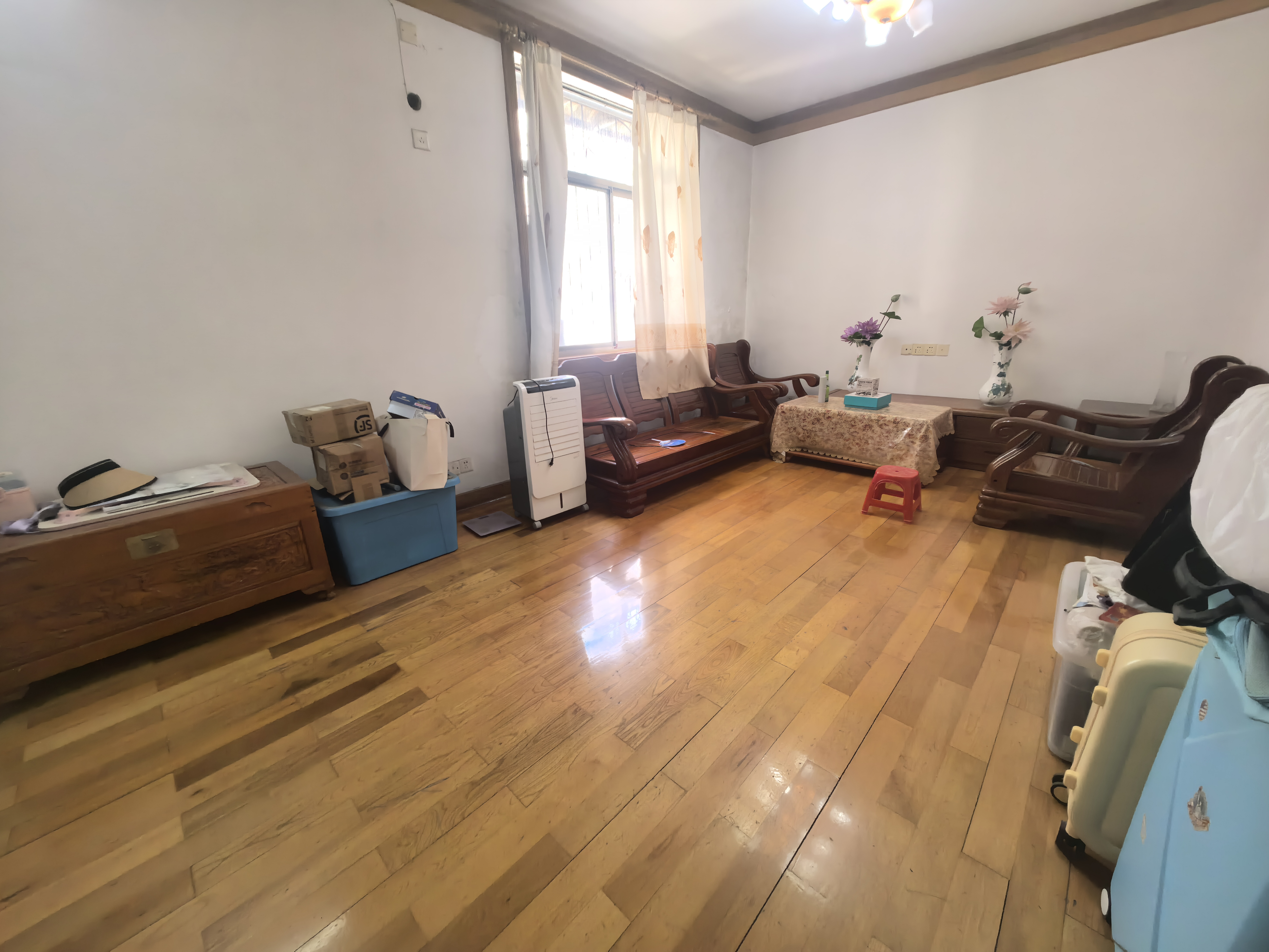 紫藤苑民主村 3室2厅1卫 29.8万 紫藤苑民主村 3室2厅1卫 29.8万室内图