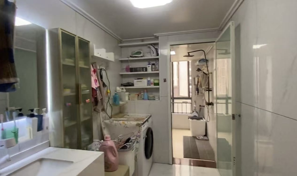 山水印象 5室2厅2卫 98.8万 山水印象 5室2厅2卫 98.8万室内图