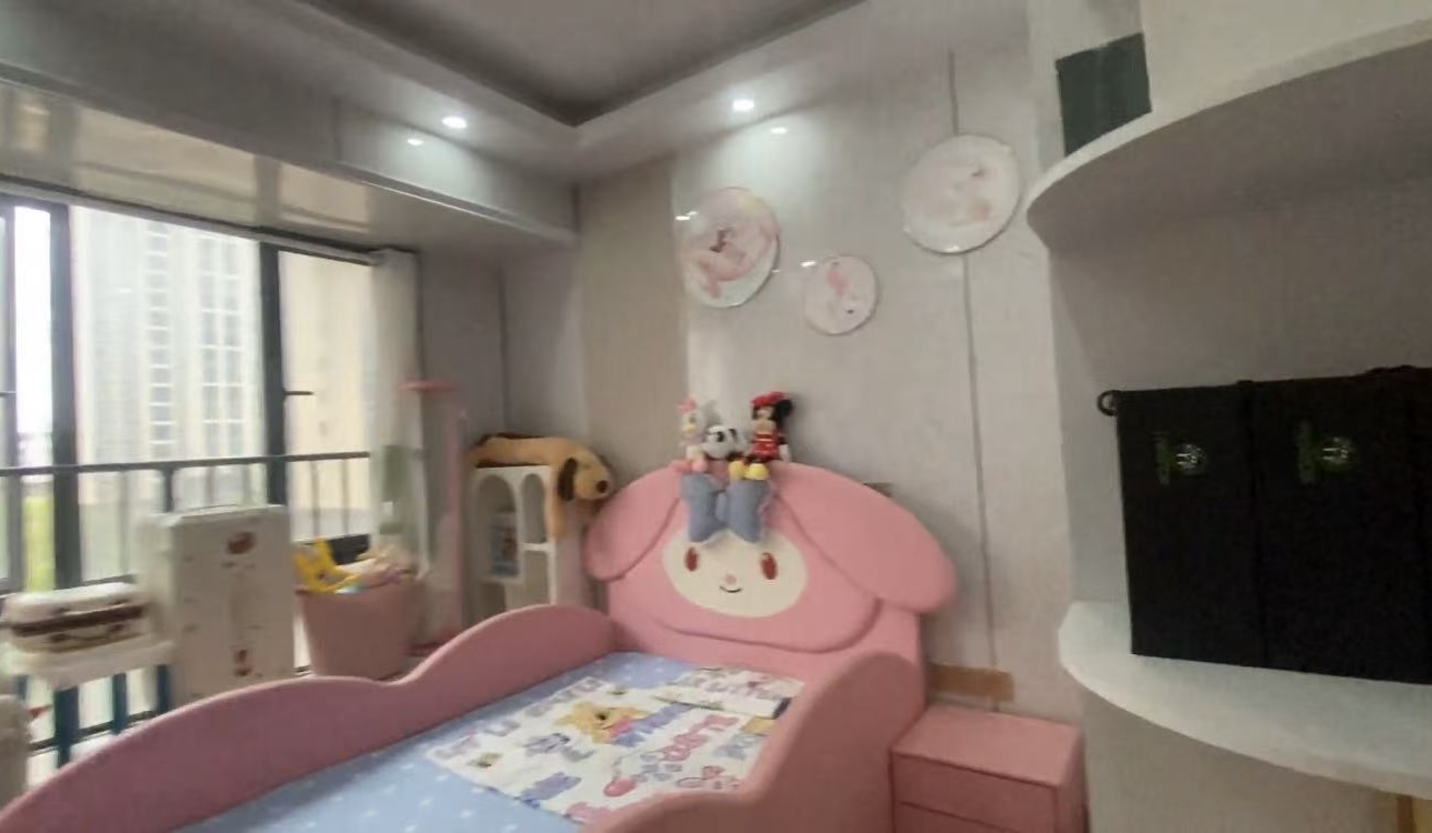 山水印象 5室2厅2卫 98.8万 山水印象 5室2厅2卫 98.8万室内图