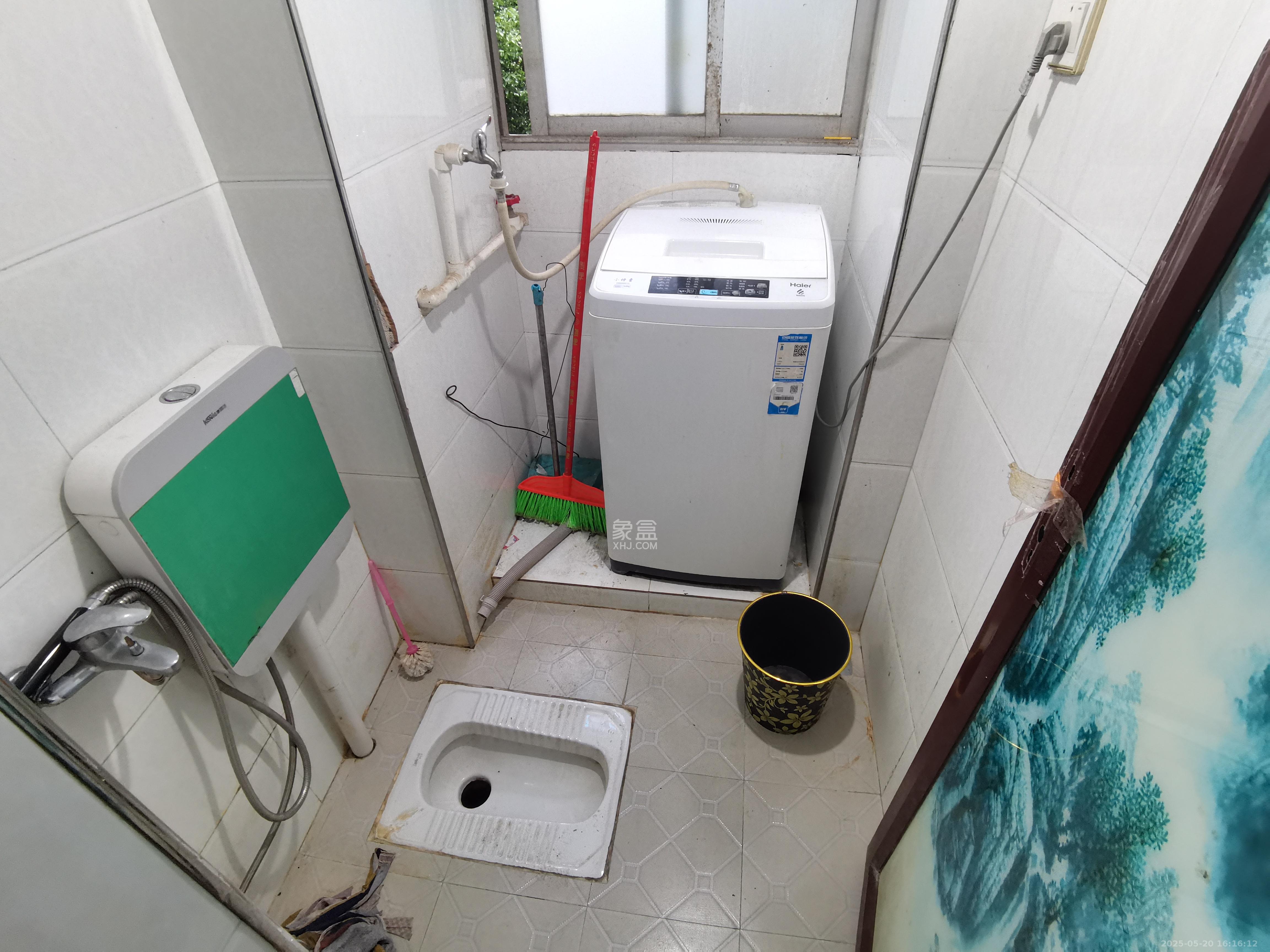 牛婆塘社区  3室1厅1卫   1500.00元/月室内图