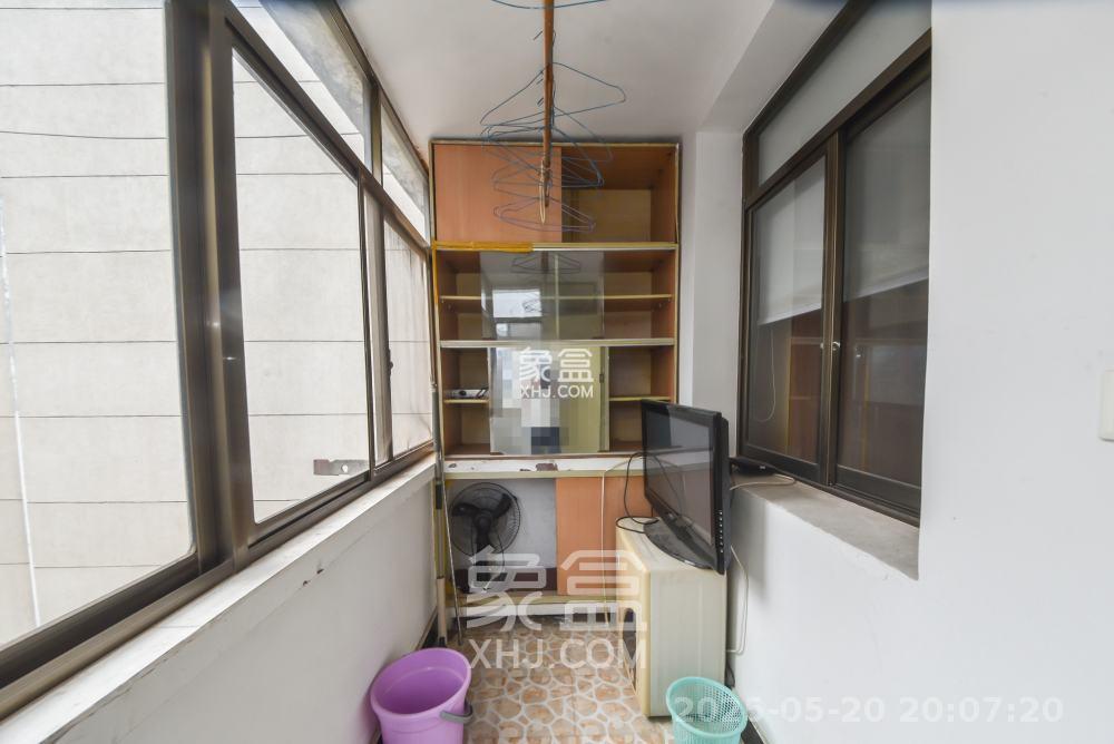 东塘电力院 2室1厅1卫 2000.0元/月 东塘电力院 2室1厅1卫 2000.0元/月室内图