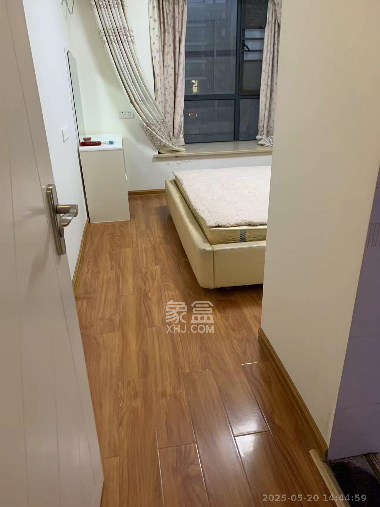 万芙锦城  3室2厅1卫    2400.0元/月 万芙锦城  3室2厅1卫    2400.0元/月室内图