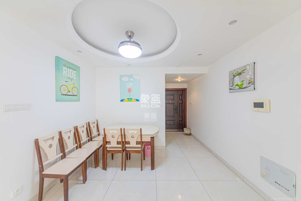 鑫远悦城(鑫远悦时代)  3室2厅1卫    103.0万 鑫远悦城(鑫远悦时代)  3室2厅1卫    103.0万客厅