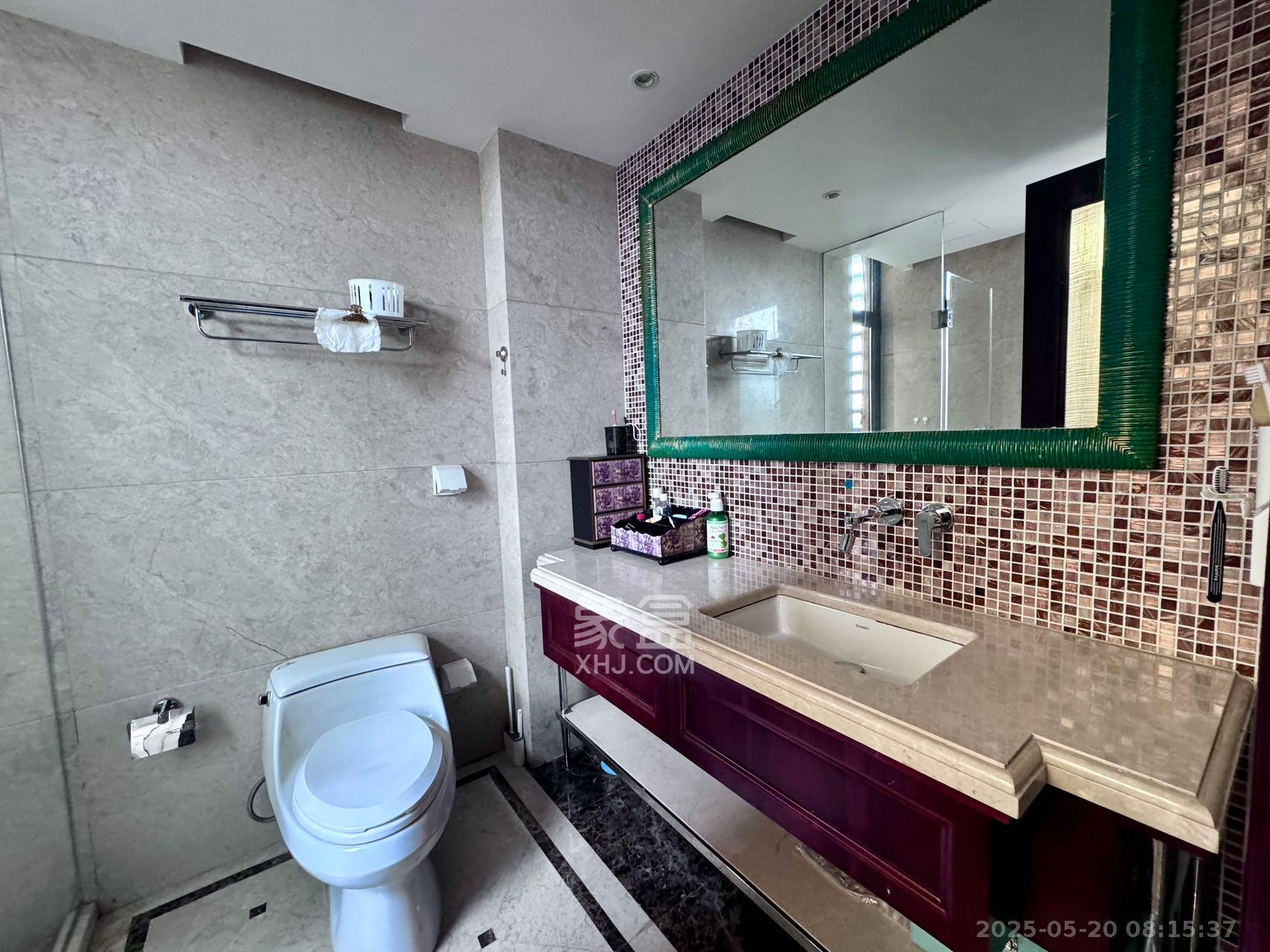 运达中央广场一、二期 5室2厅5卫 21800.0元/月 运达中央广场一、二期 5室2厅5卫 21800.0元/月室内图