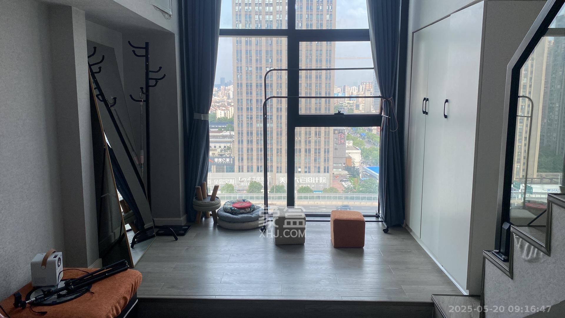 东盈商业广场(华泉城市广场)  2室1厅1卫    2500.0元/月 东盈商业广场(华泉城市广场)  2室1厅1卫    2500.0元/月室内图