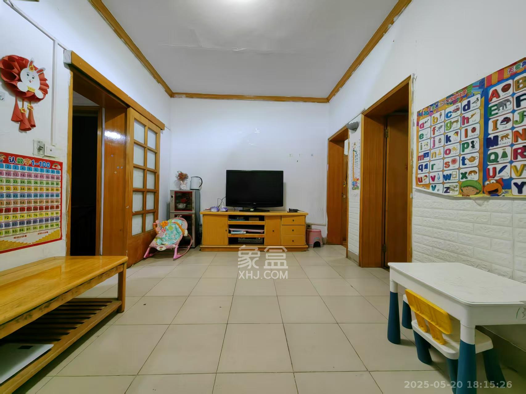 省进出口公司宿舍 2室1厅1卫 1000.0元/月 省进出口公司宿舍 2室1厅1卫 1000.0元/月室内图