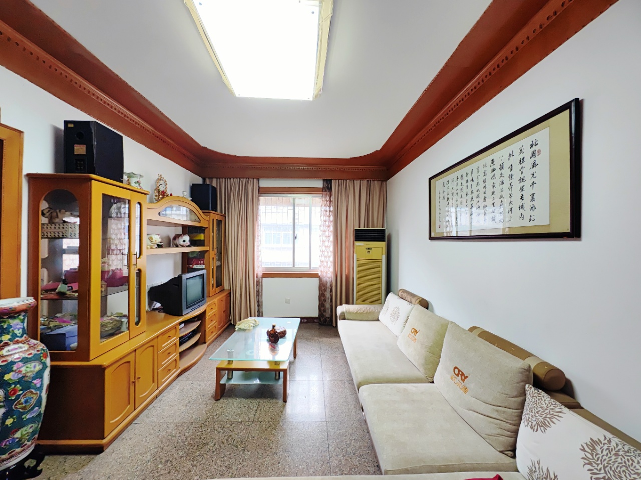 花园一村  3室2厅2卫    28.8万 花园一村  3室2厅2卫    28.8万室内图