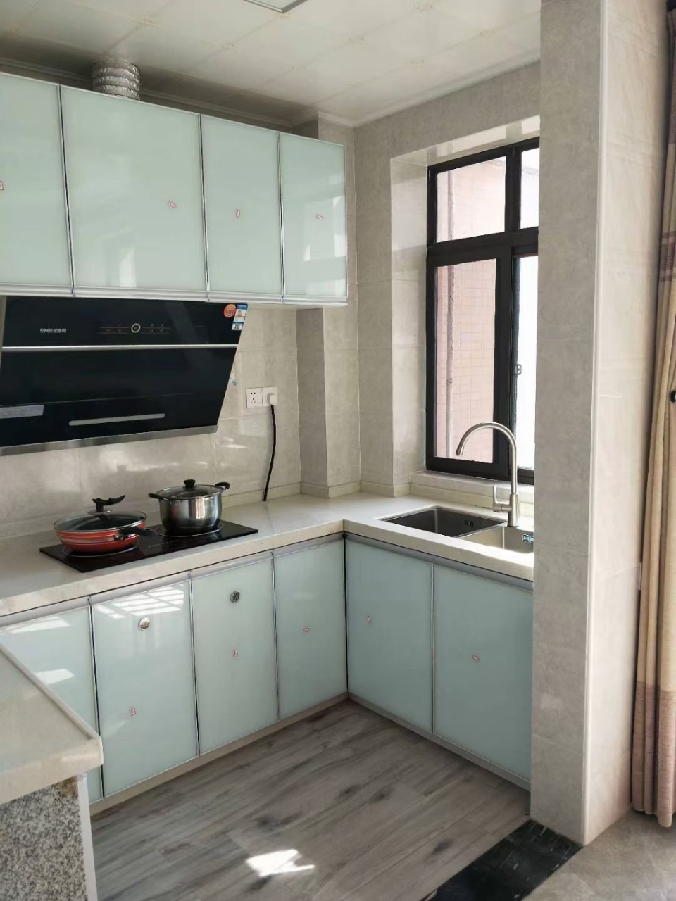 国贸城市花园 1室1厅1卫 1800.0元/月 国贸城市花园 1室1厅1卫 1800.0元/月室内图