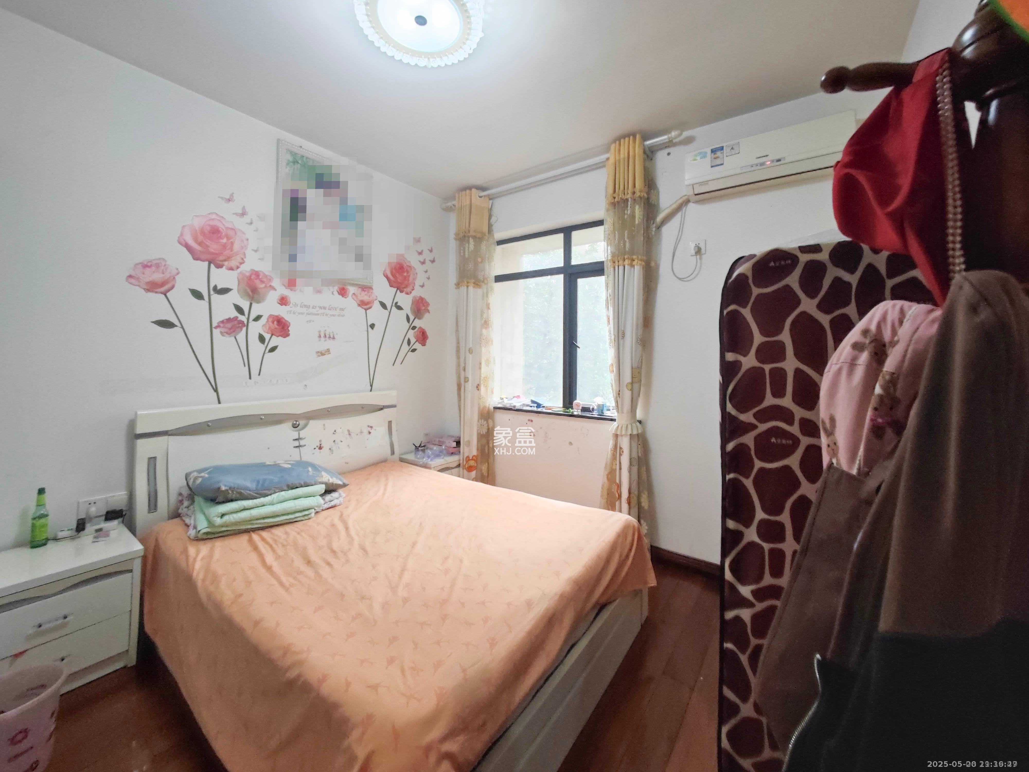 山水熙园 3室2厅2卫 2700.0元/月 山水熙园 3室2厅2卫 2700.0元/月室内图