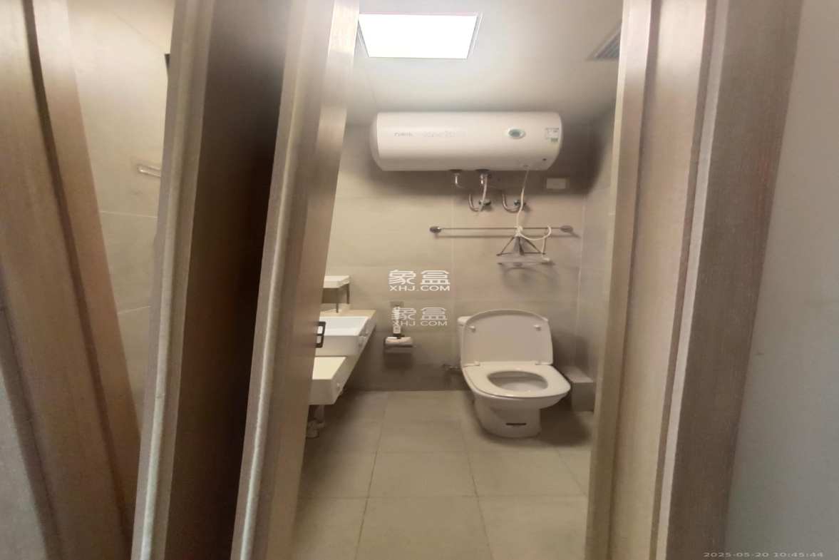 兰亭湾畔 1室1厅1卫 950.0元/月 兰亭湾畔 1室1厅1卫 950.0元/月室内图