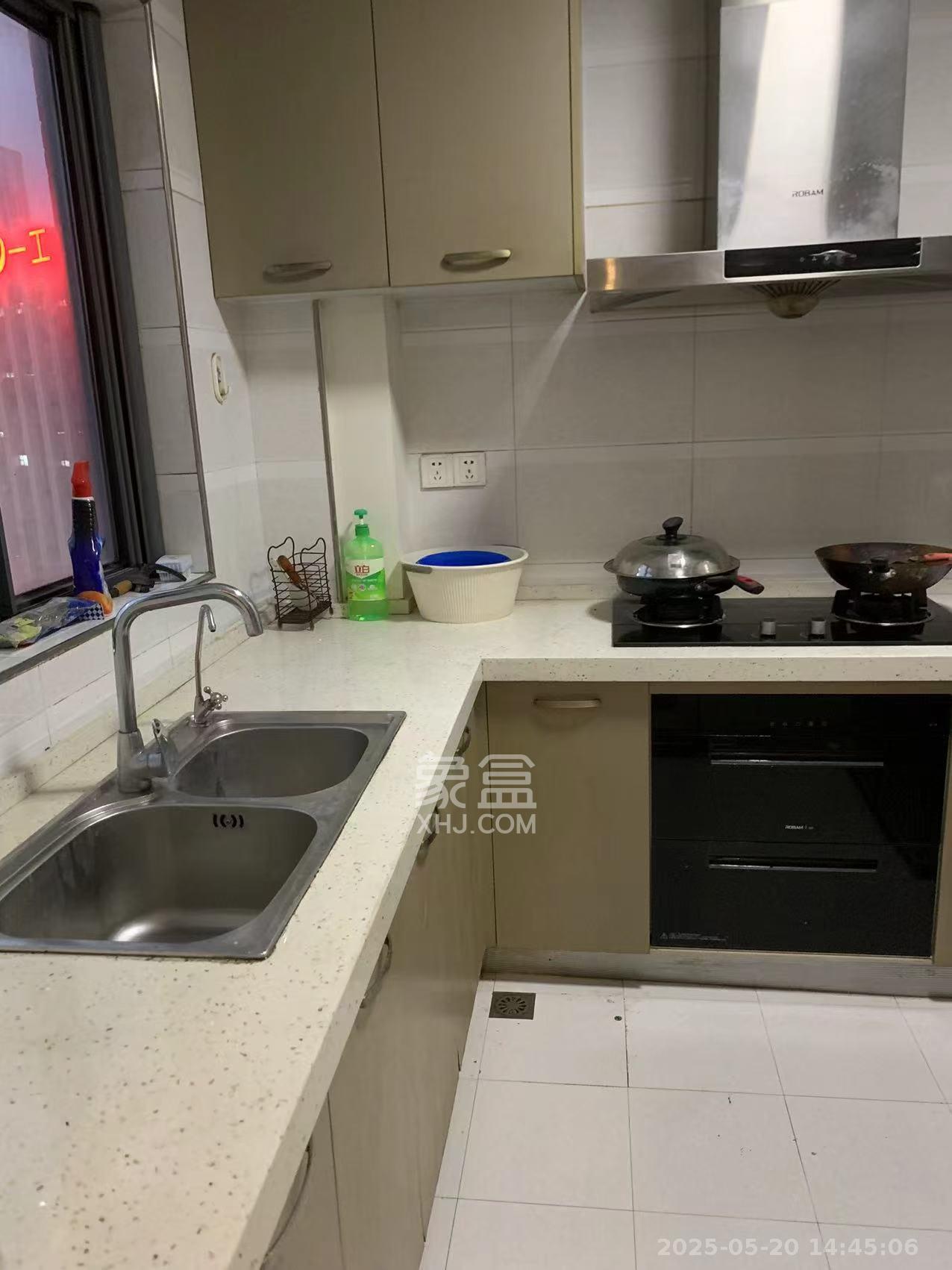 万芙锦城  3室2厅1卫    2400.0元/月 万芙锦城  3室2厅1卫    2400.0元/月室内图