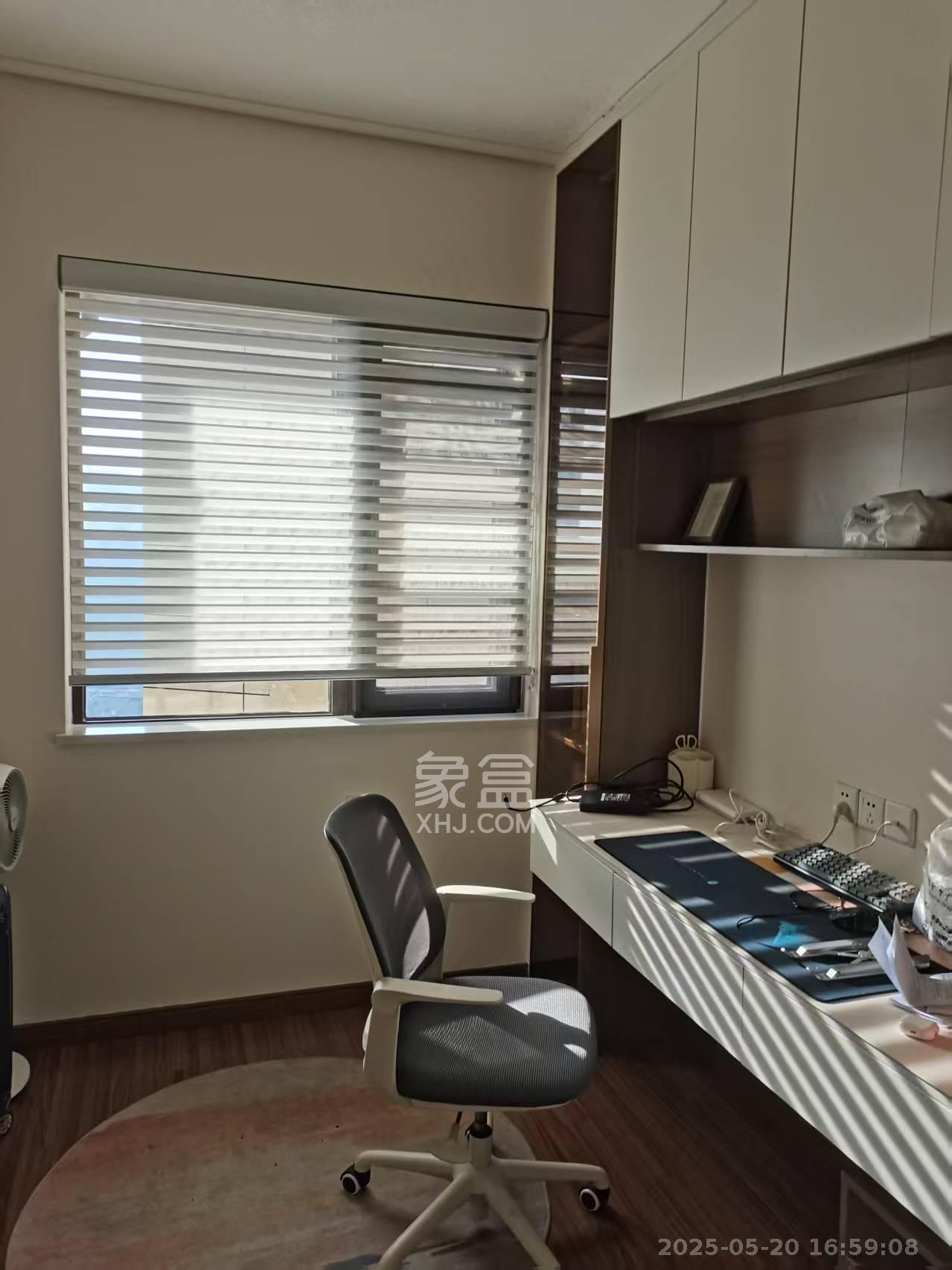 保利茉莉公馆 3室2厅2卫 3300.0元/月 保利茉莉公馆 3室2厅2卫 3300.0元/月室内图