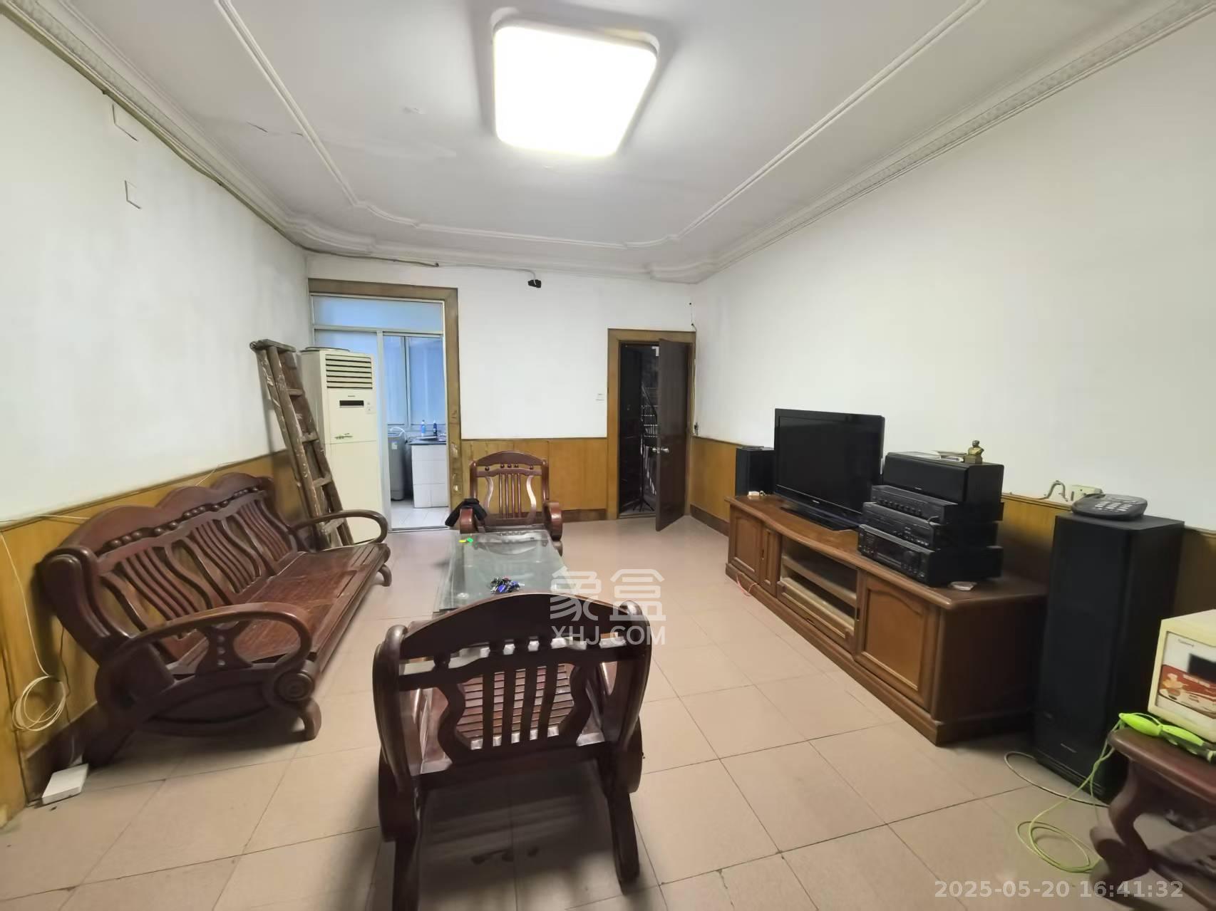 三印宿舍 2室2厅1卫 1000.0元/月 三印宿舍 2室2厅1卫 1000.0元/月室内图