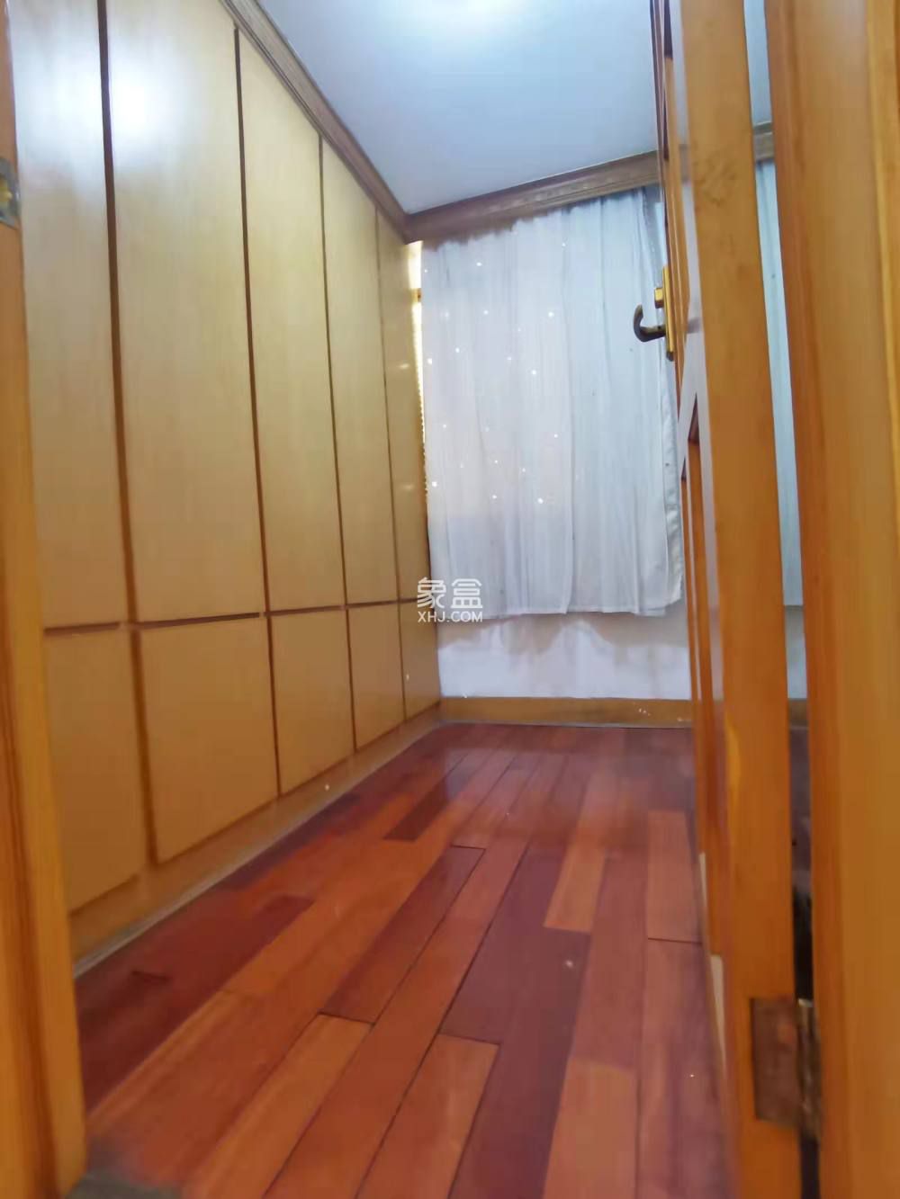 名牌大厦  3室0厅0卫   1800.00元/月室内图