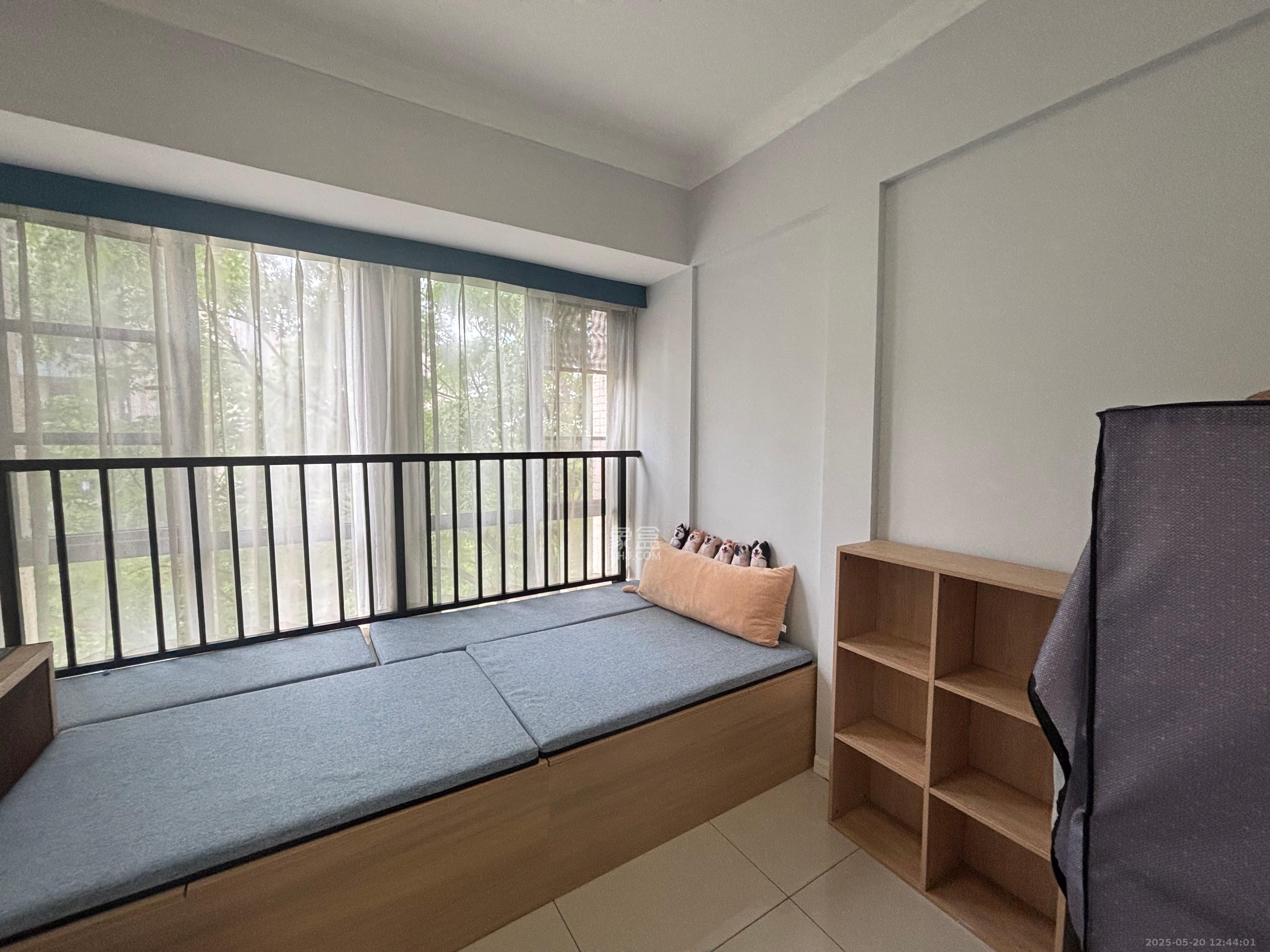 中建芙蓉工社  2室1厅1卫   1900.00元/月室内图
