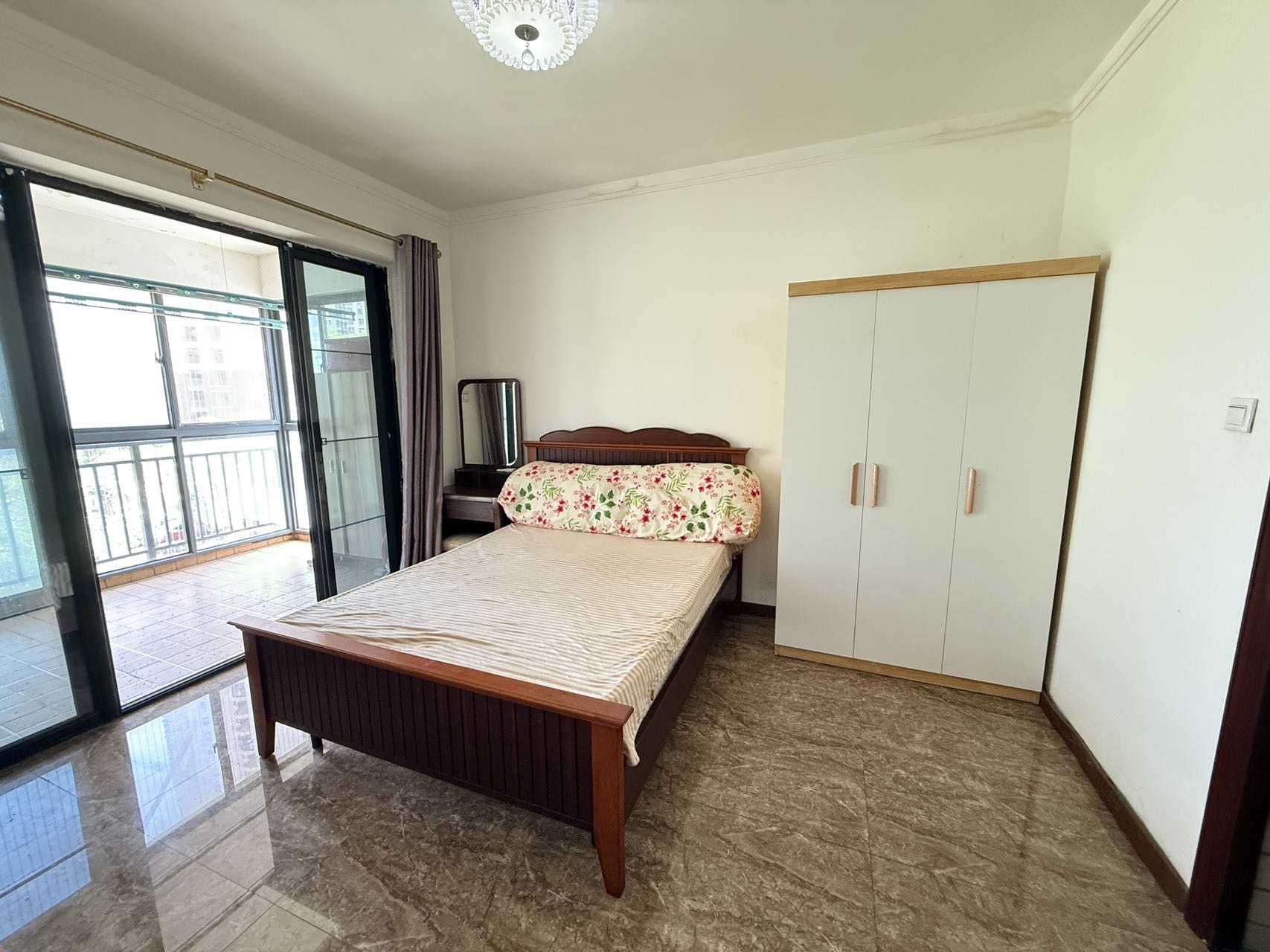 环强御景湾  3室2厅2卫   208.00万室内图