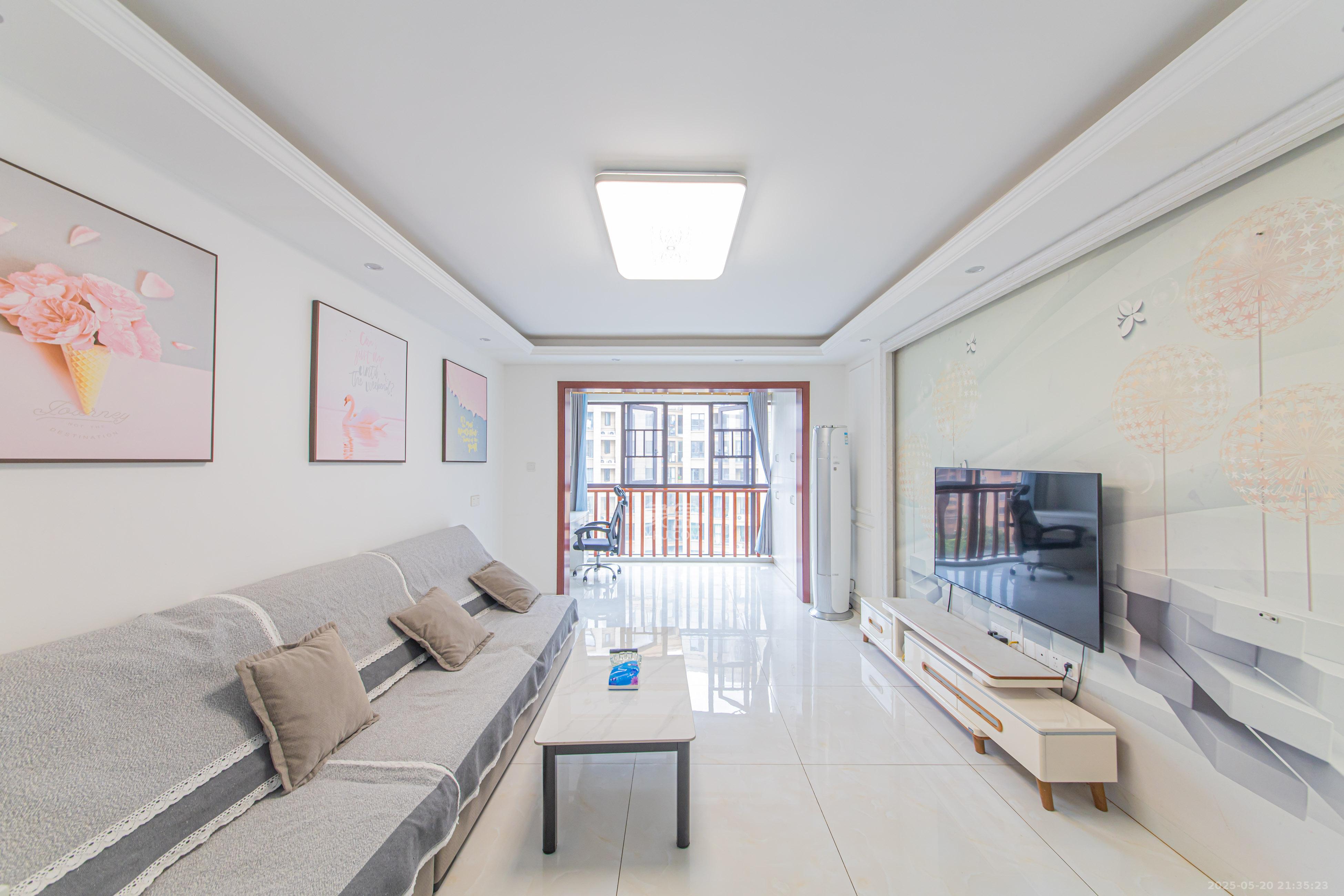 鑫远悦城(鑫远悦时代)  3室2厅1卫    103.0万 鑫远悦城(鑫远悦时代)  3室2厅1卫    103.0万客厅