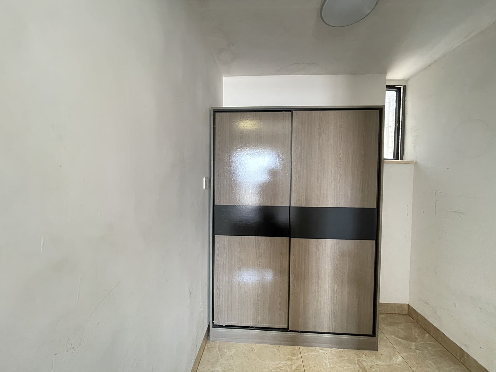 家顺花园  3室2厅1卫    119.0万 家顺花园  3室2厅1卫    119.0万