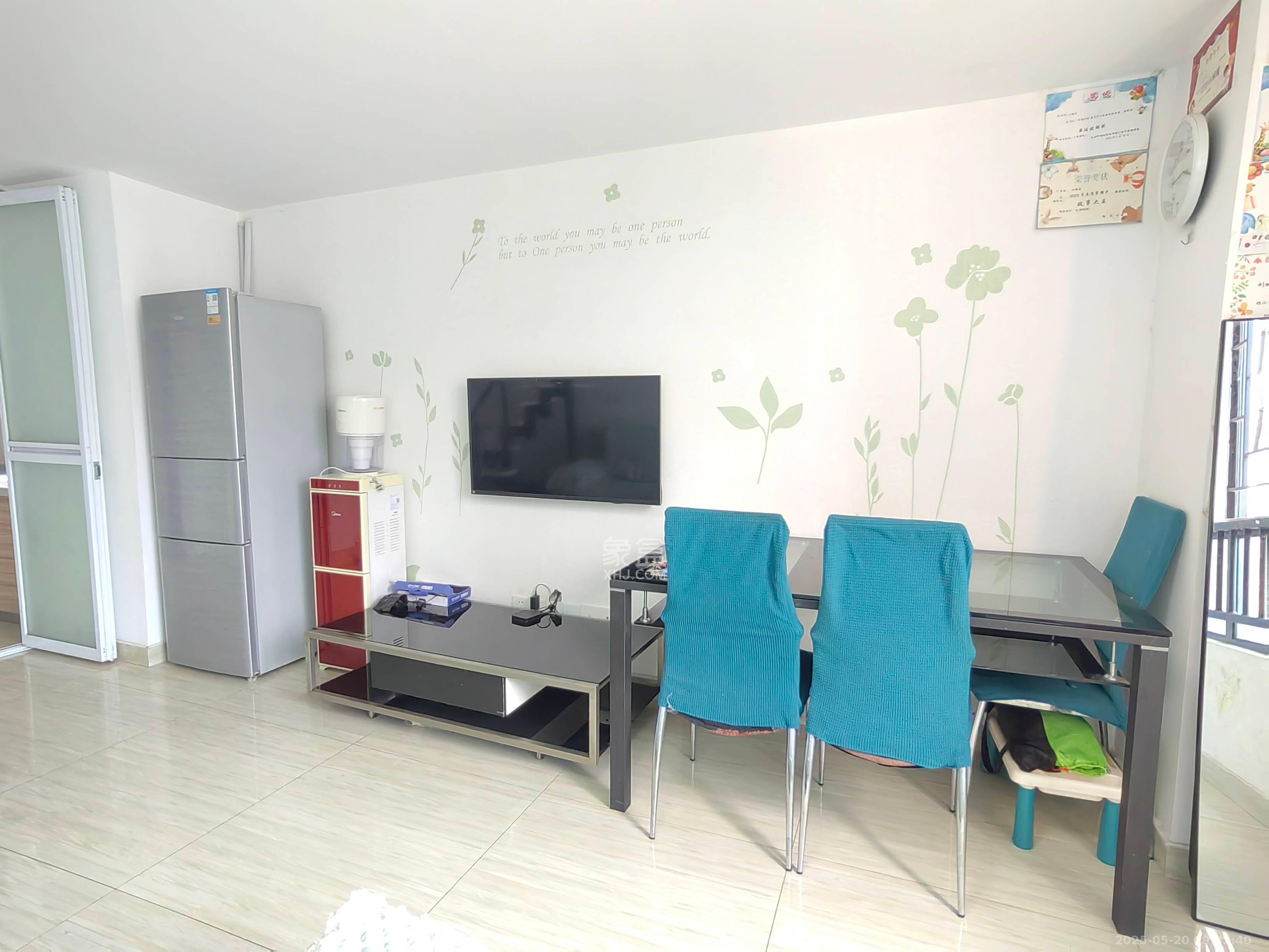 融圣国际 2室1厅2卫 2200.0元/月 融圣国际 2室1厅2卫 2200.0元/月室内图