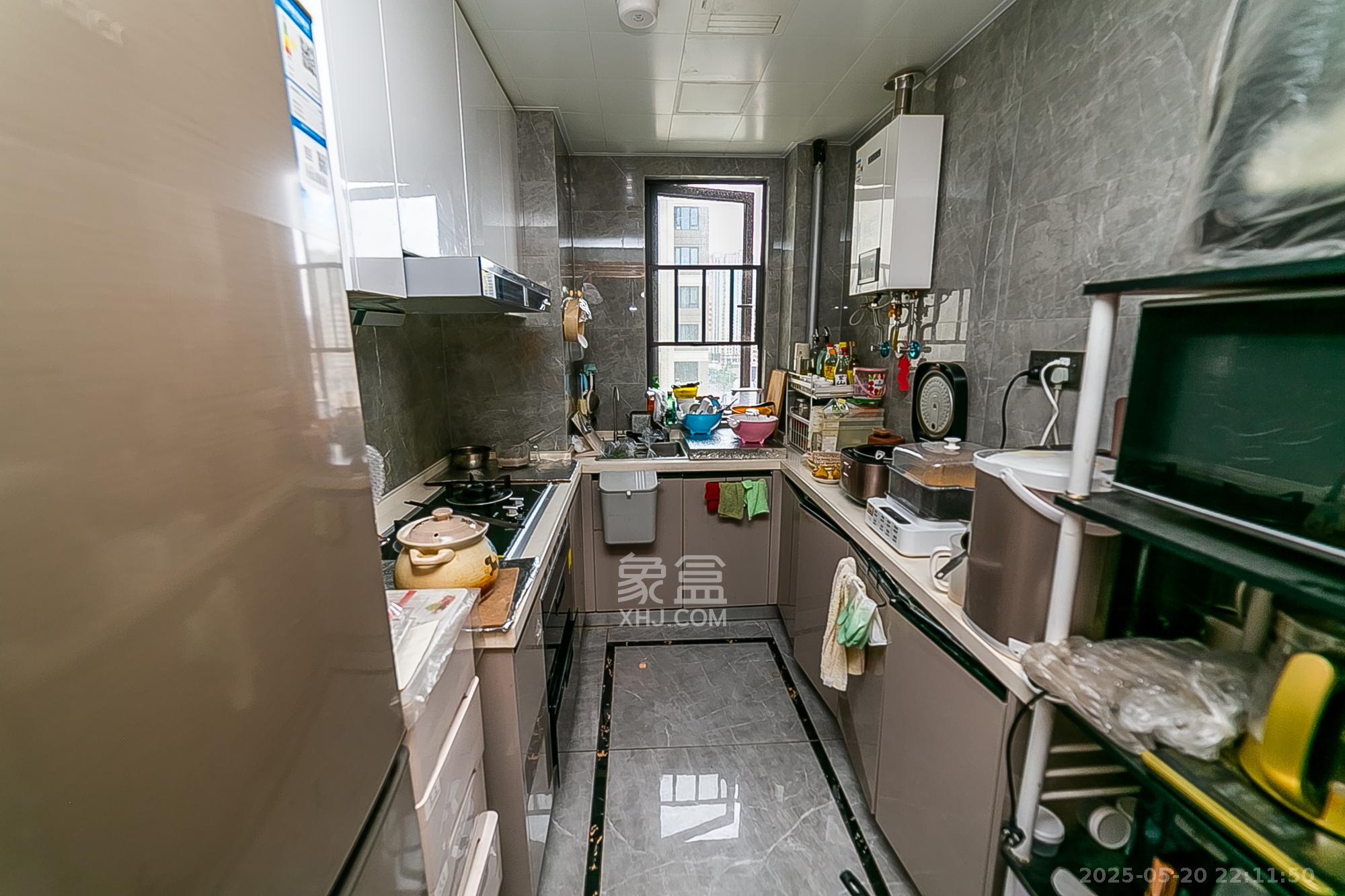 卓越江岸  4室2厅2卫    201.0万 卓越江岸  4室2厅2卫    201.0万其他