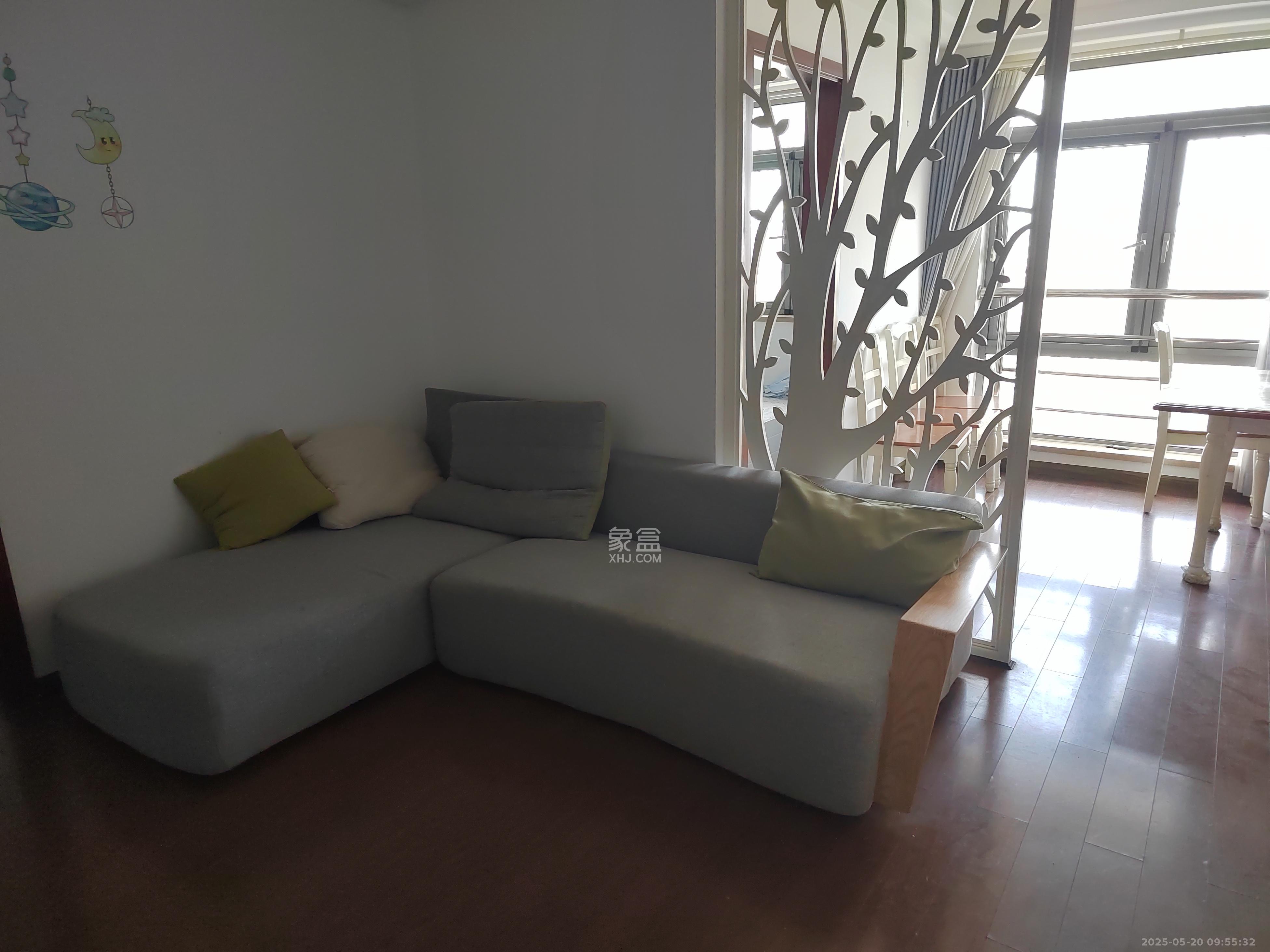 环宇天地、中海地产(中信城市广场二期) 2室1厅1卫 1900.0元/月 环宇天地、中海地产(中信城市广场二期) 2室1厅1卫 1900.0元/月室内图