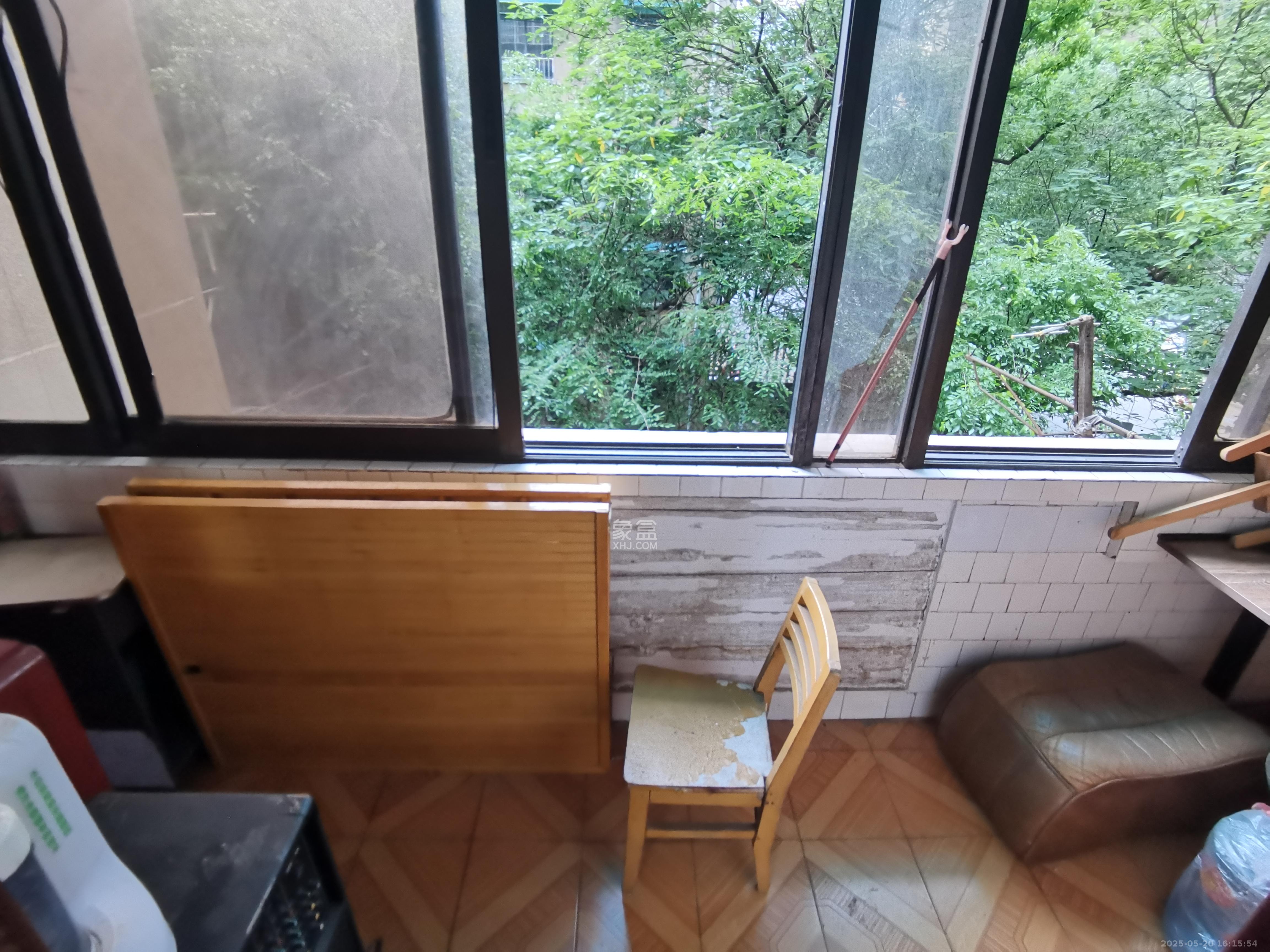牛婆塘社区  3室1厅1卫   1500.00元/月室内图