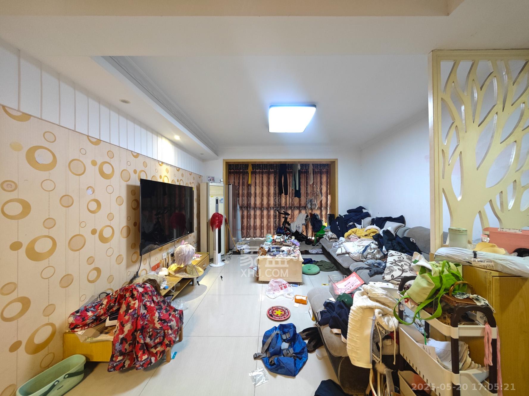 鄱阳小区  3室2厅1卫   50.00万