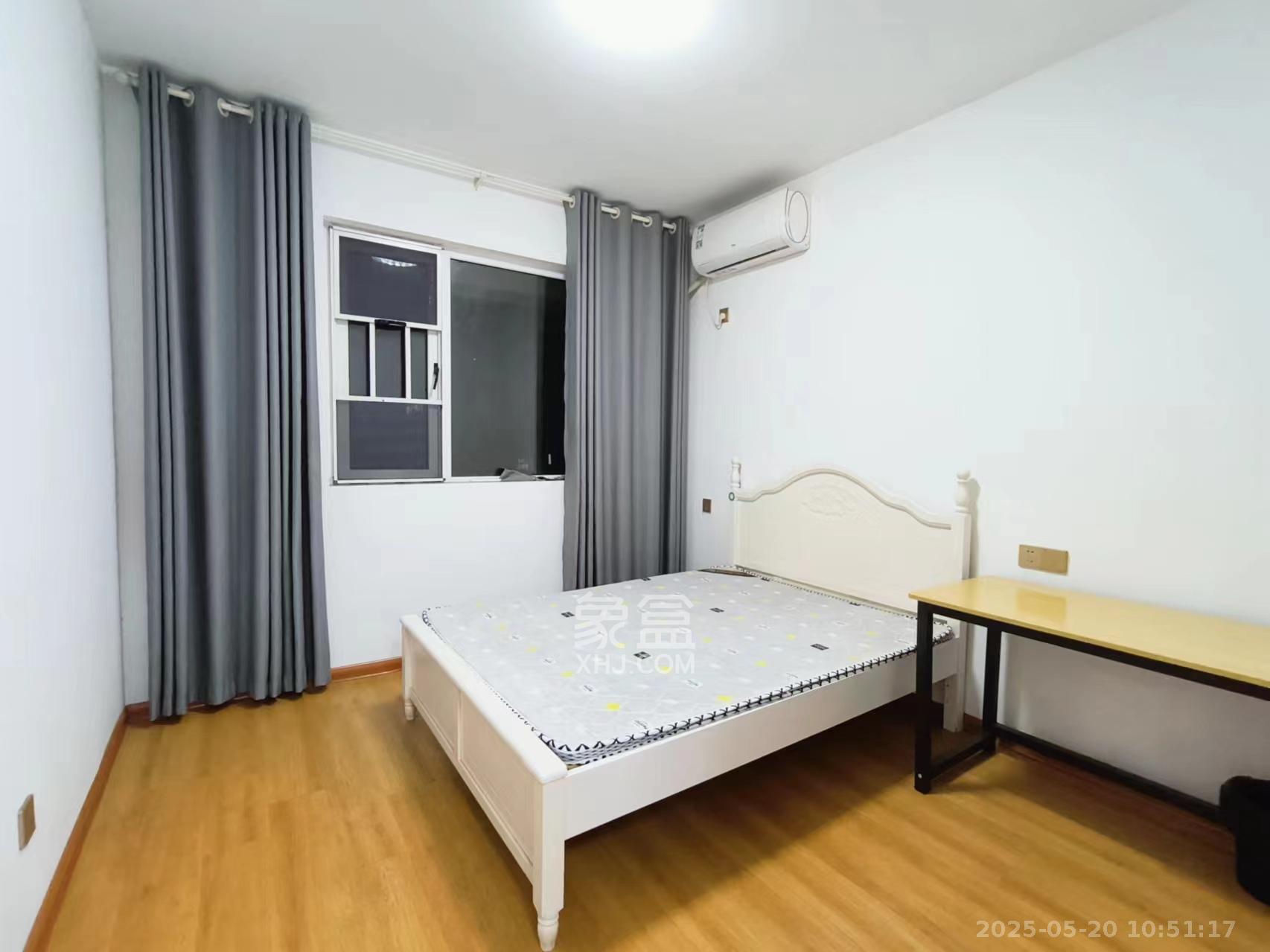 绿地新都会  3室2厅2卫   2500.00元/月室内图