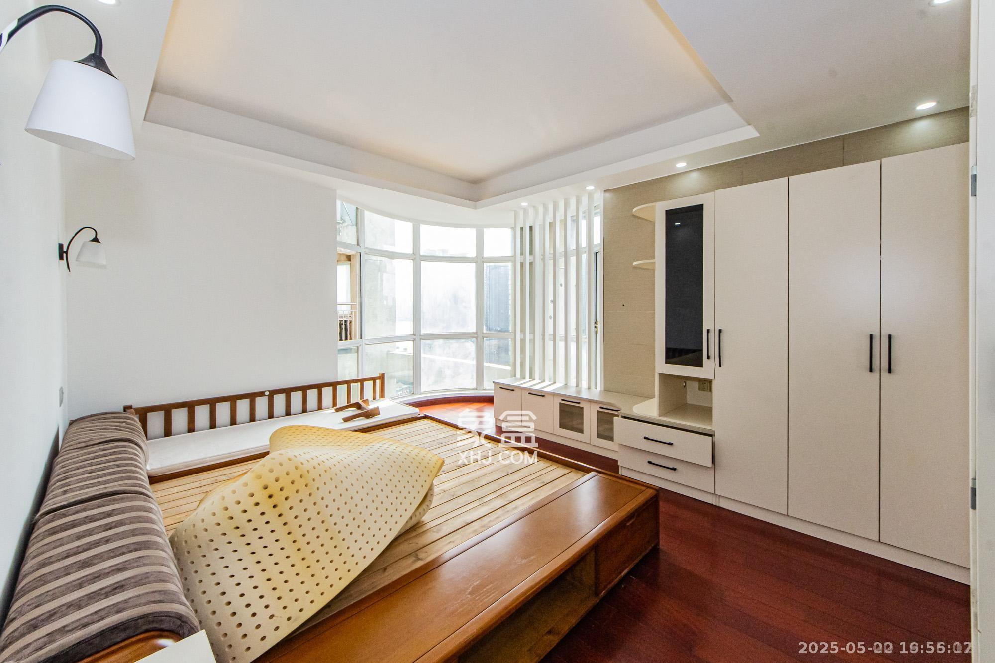 顺天黄金海岸 3室1厅2卫 3000.0元/月 顺天黄金海岸 3室1厅2卫 3000.0元/月室内图