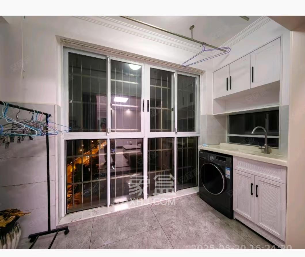 哈佛小镇（五矿哈佛小镇）  3室2厅2卫    2100.0元/月室内图