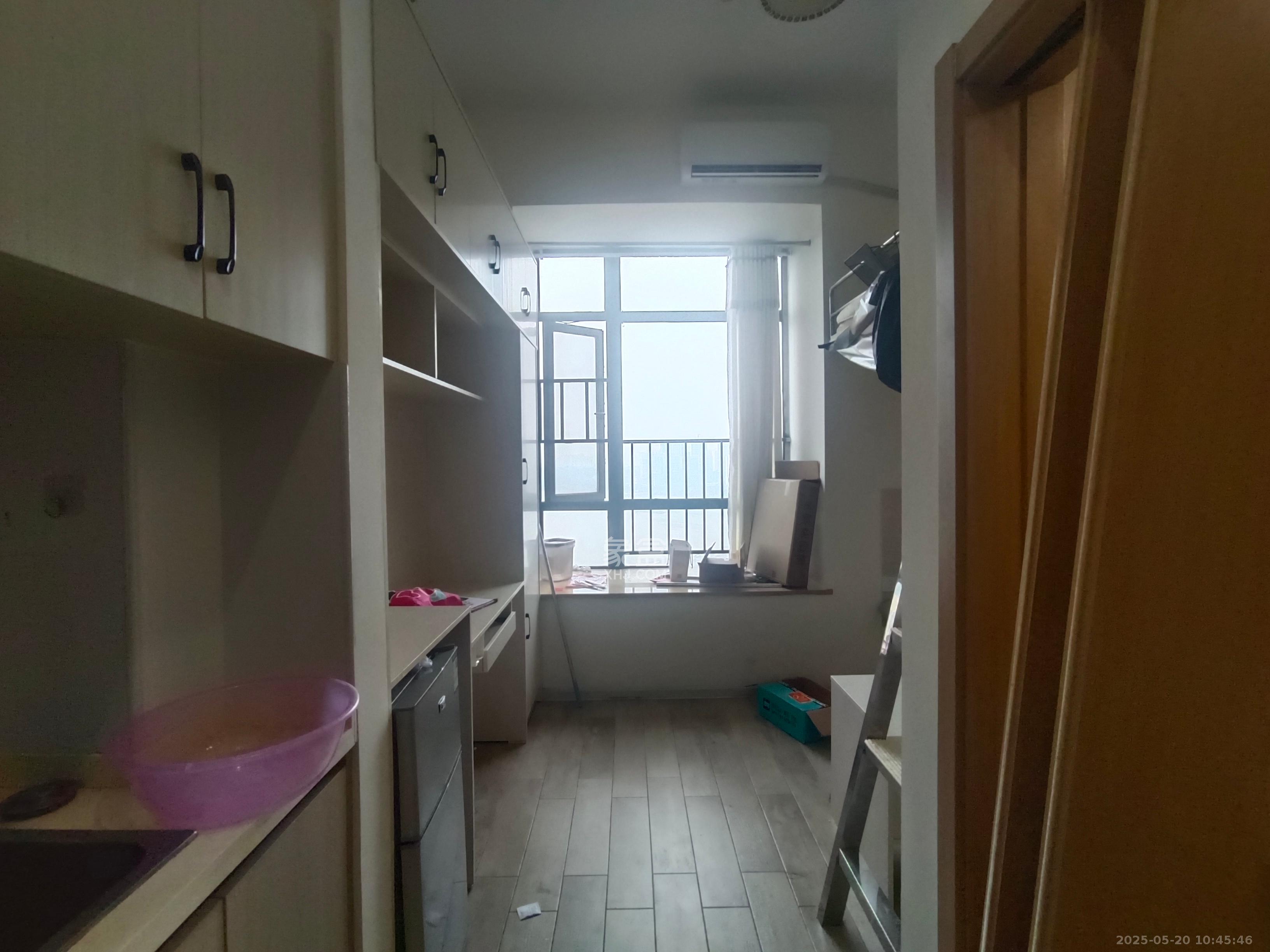 兰亭湾畔 1室1厅1卫 950.0元/月 兰亭湾畔 1室1厅1卫 950.0元/月室内图