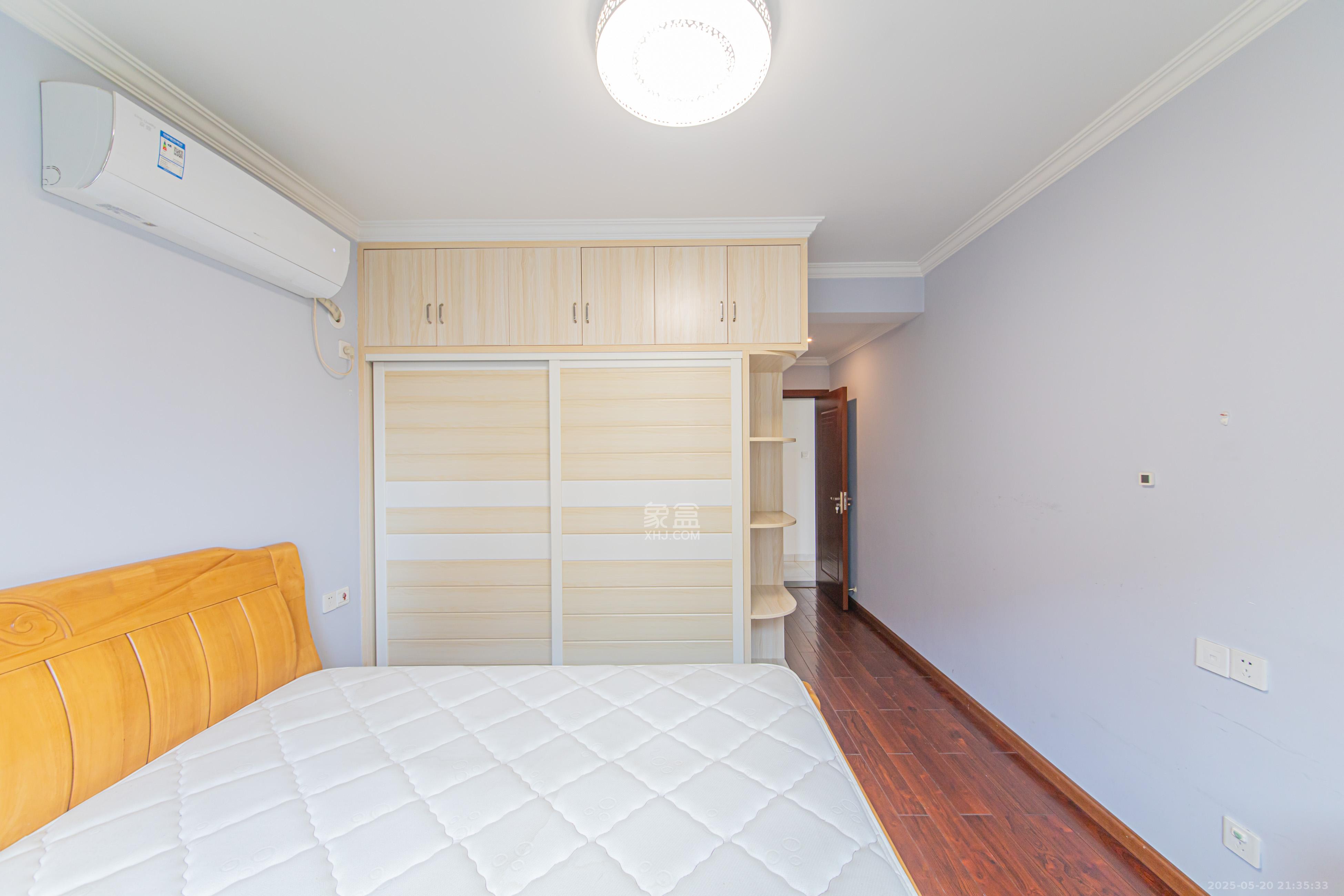 鑫远悦城(鑫远悦时代)  3室2厅1卫    103.0万 鑫远悦城(鑫远悦时代)  3室2厅1卫    103.0万卧室