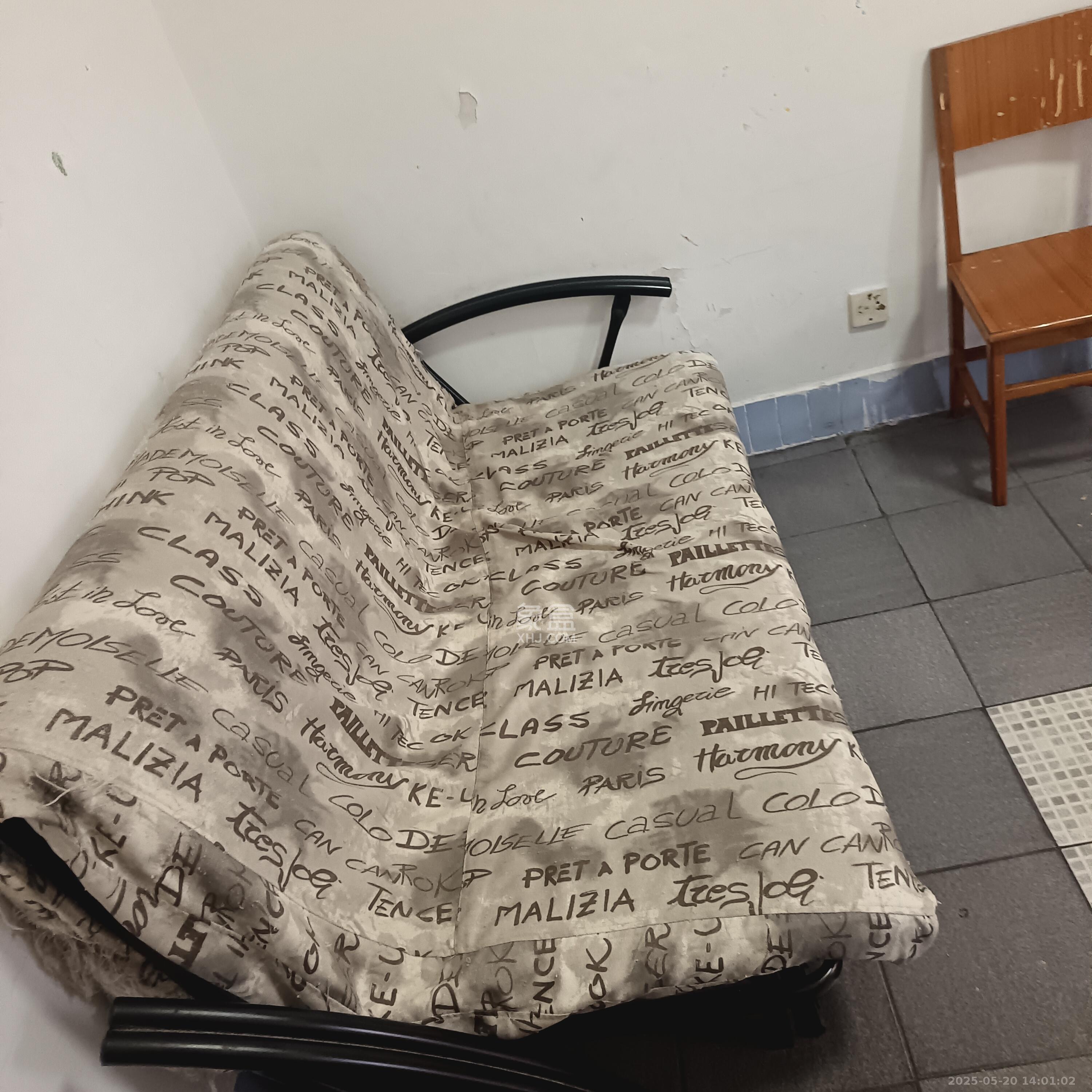 人民新村  2室1厅1卫    1600.0元/月 人民新村  2室1厅1卫    1600.0元/月室内图