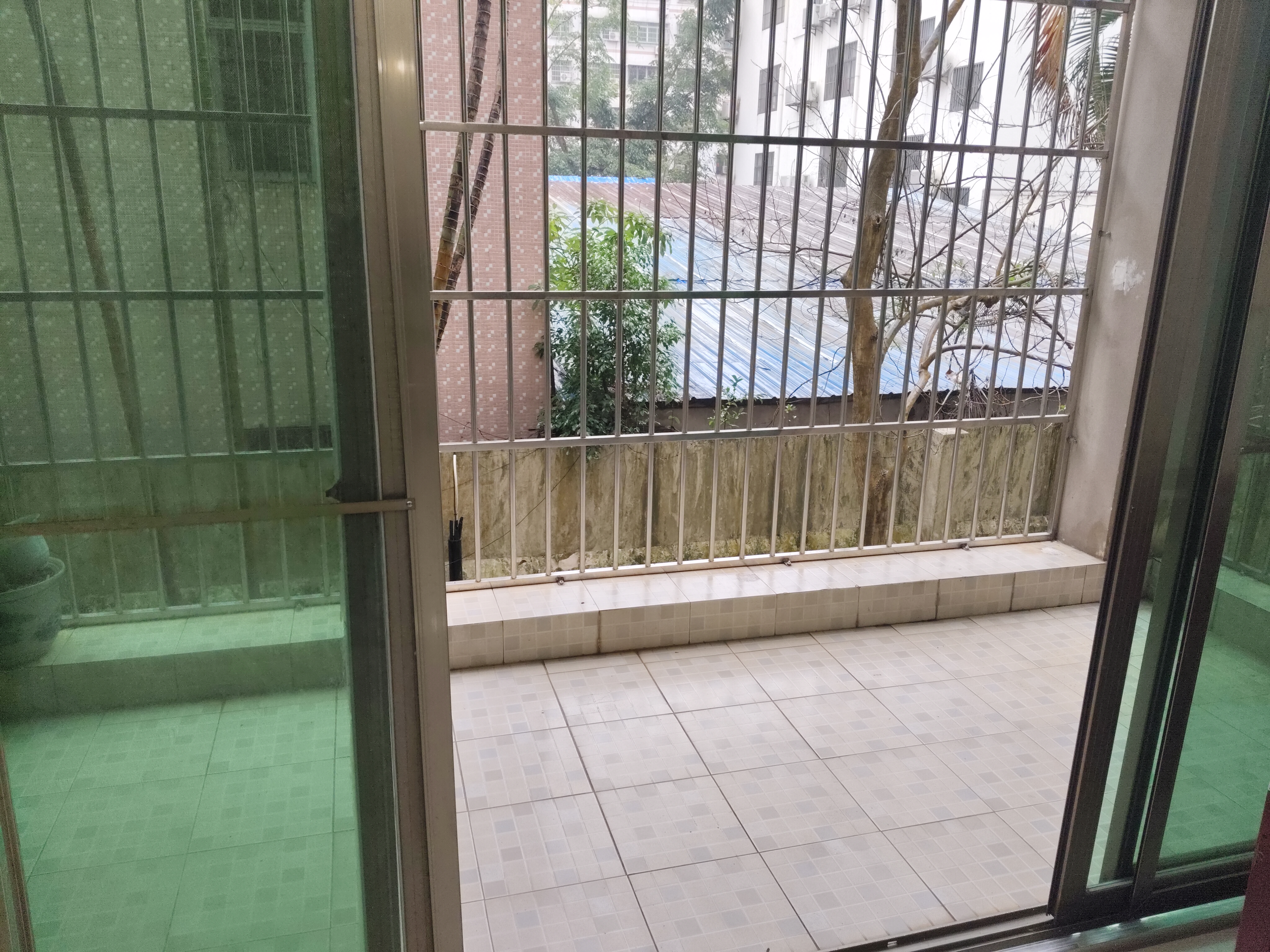 崇华小区  3室2厅2卫   2300.00元/月室内图