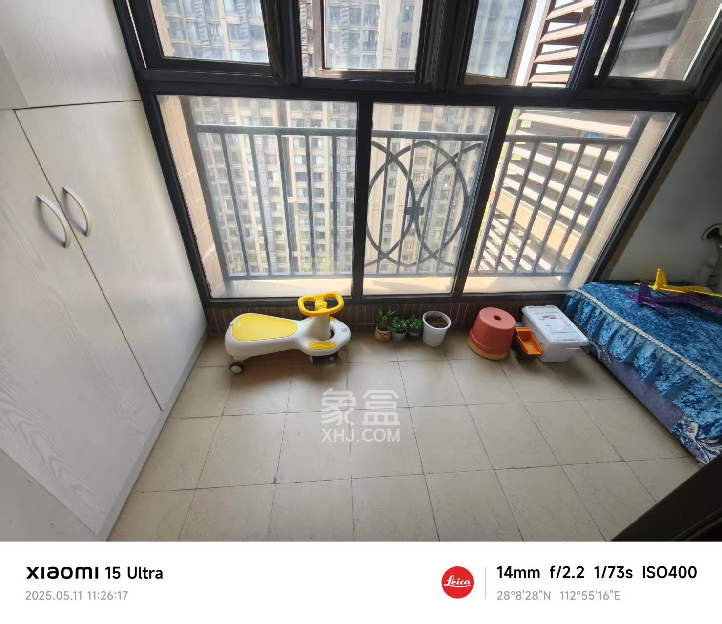 中海国际一期  3室2厅1卫    2200.0元/月 中海国际一期  3室2厅1卫    2200.0元/月室内图