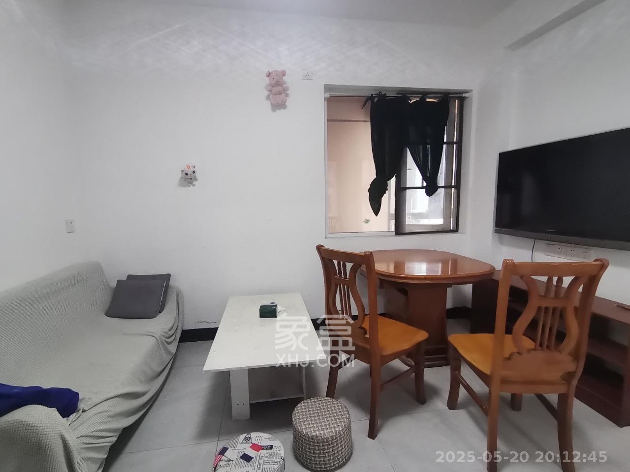 尚上美寓  2室2厅1卫    2400.0元/月室内图