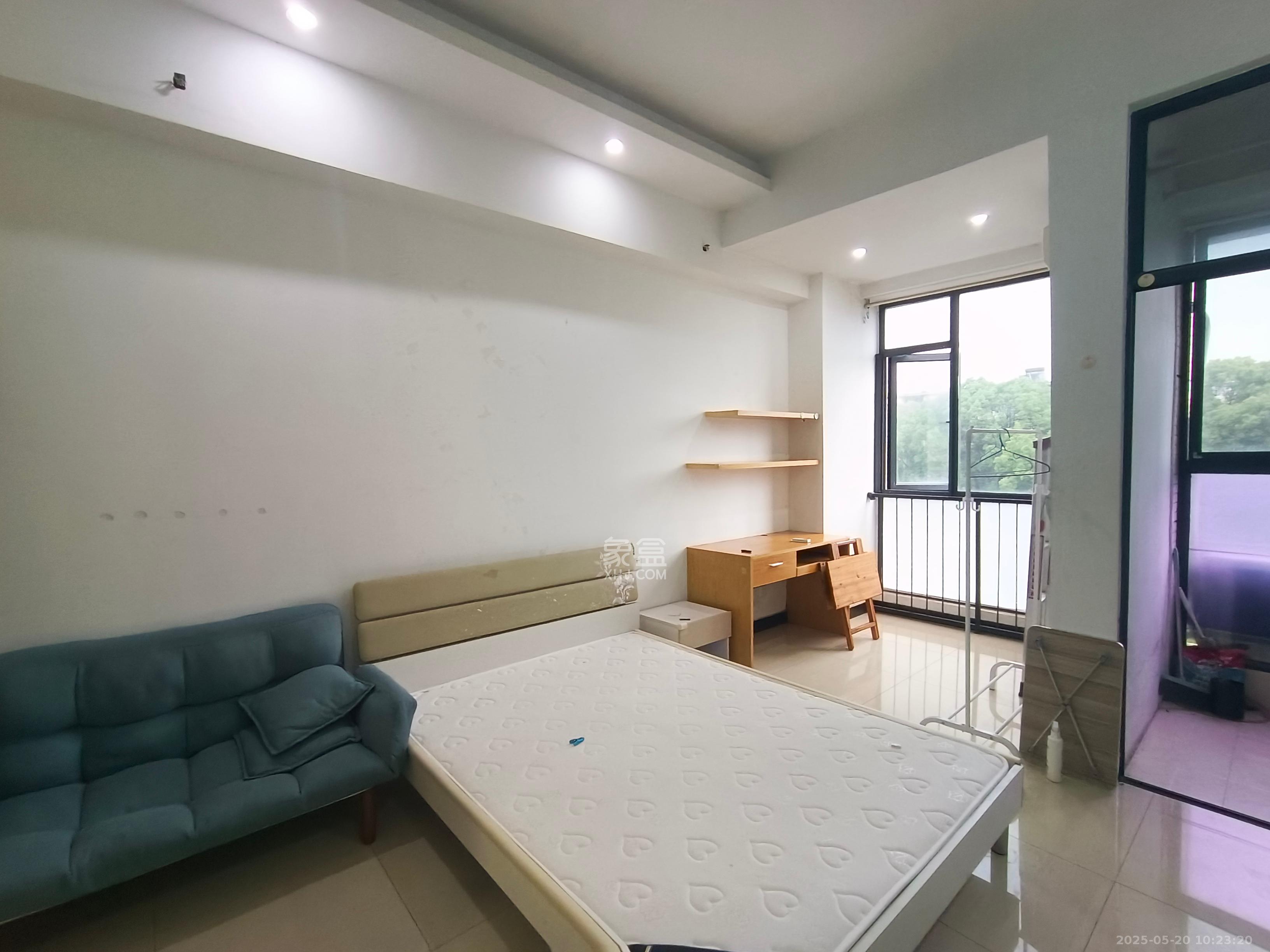长房时代城  1室0厅1卫   1400.00元/月室内图